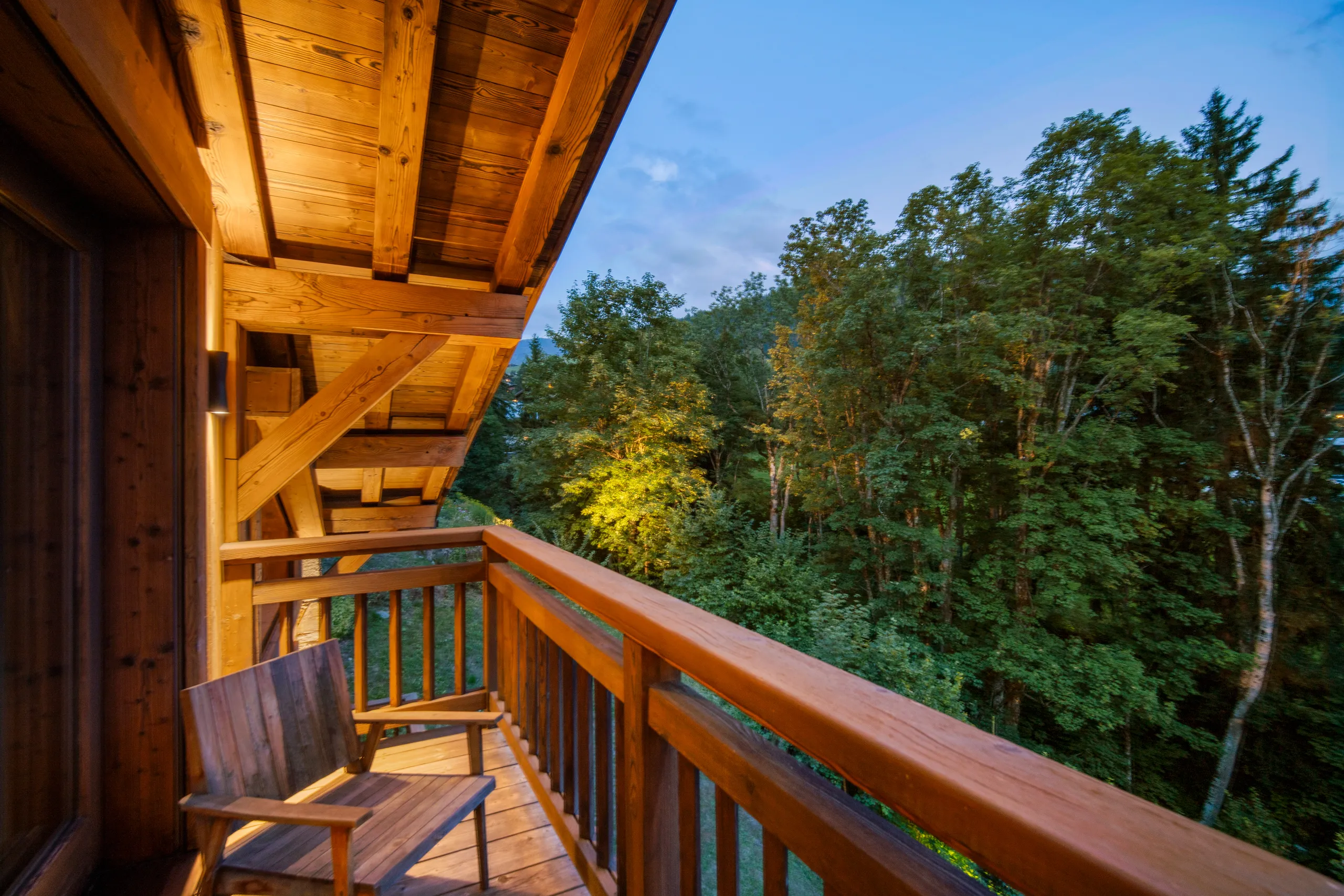 Opulent Alpine Hideaway with Cinema, Spa, and Mont Blanc Views — photograph 7