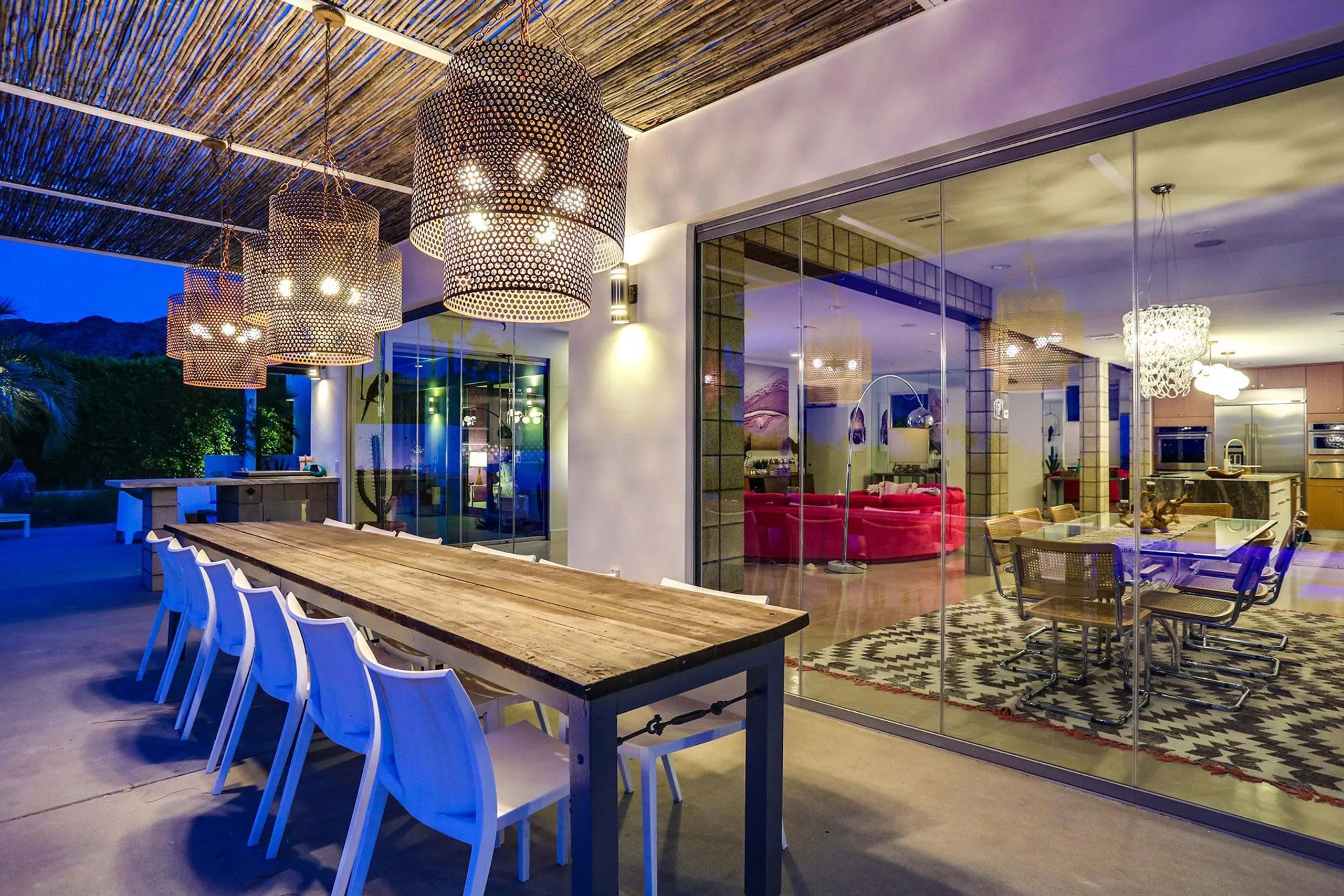 Swanky Poolside Paradise with Bocce Ball and Firepit — photograph 12