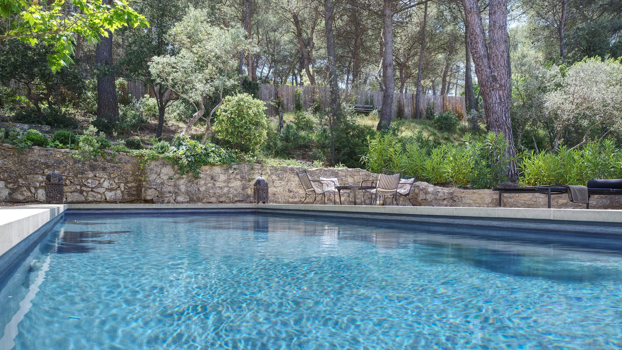 French Bliss Villa With Pool and Panoramic Mountain Views — photograph 6