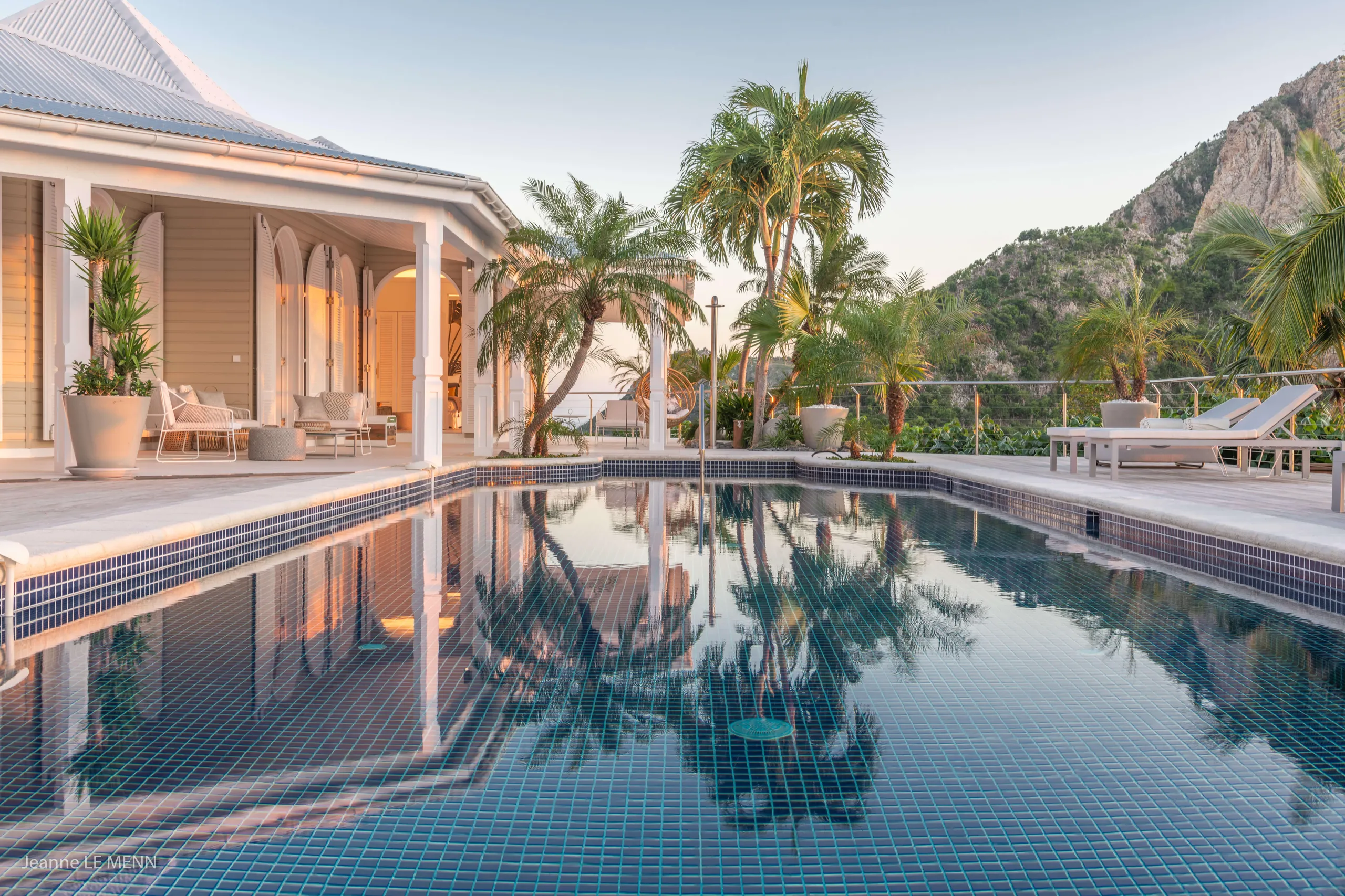 Colonial Style Luxury in St. Barth with Stunning Sunrises and Sunsets — photograph 12