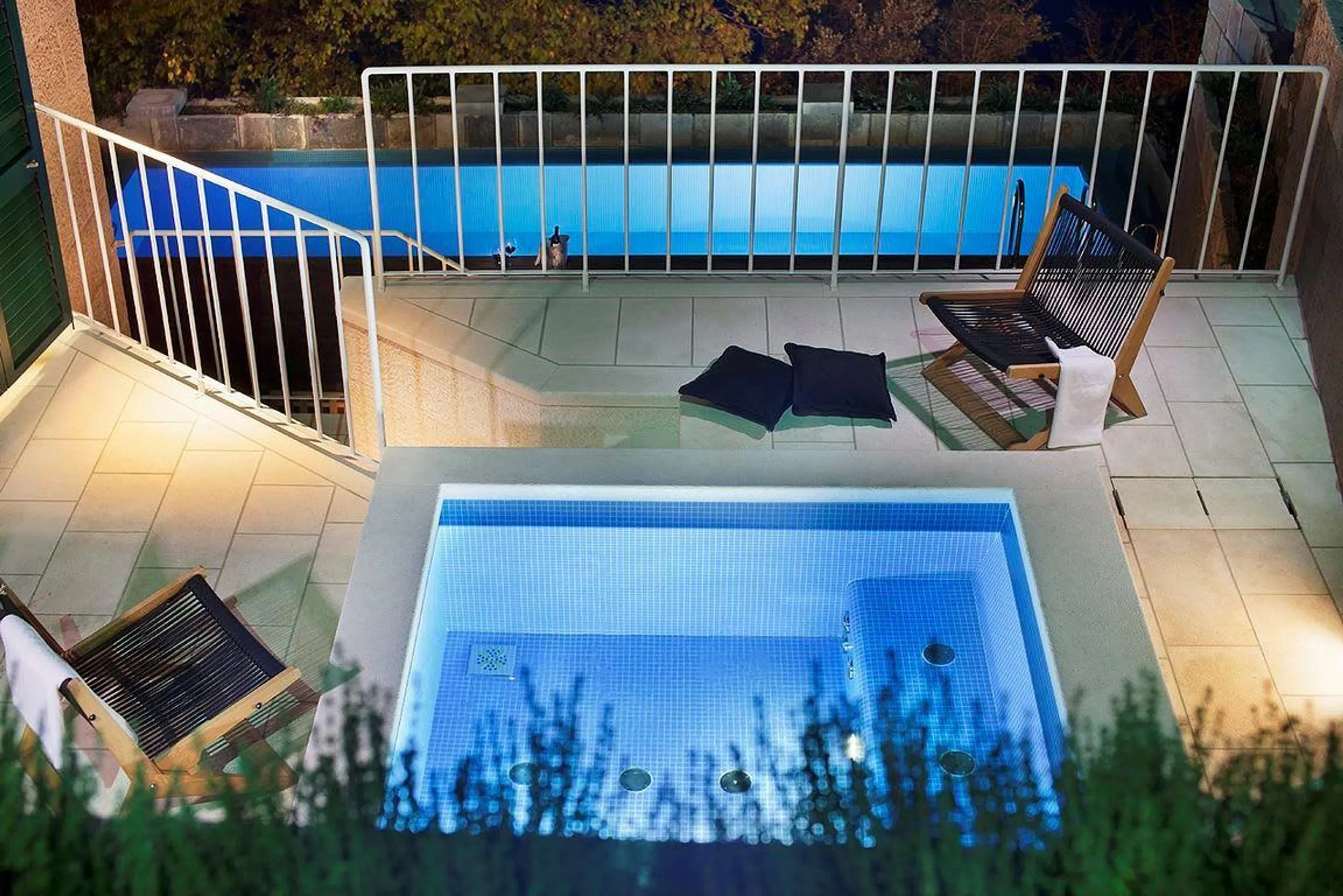 Deluxe Contemporary Villa with Pool and High-End Interiors — photograph 3