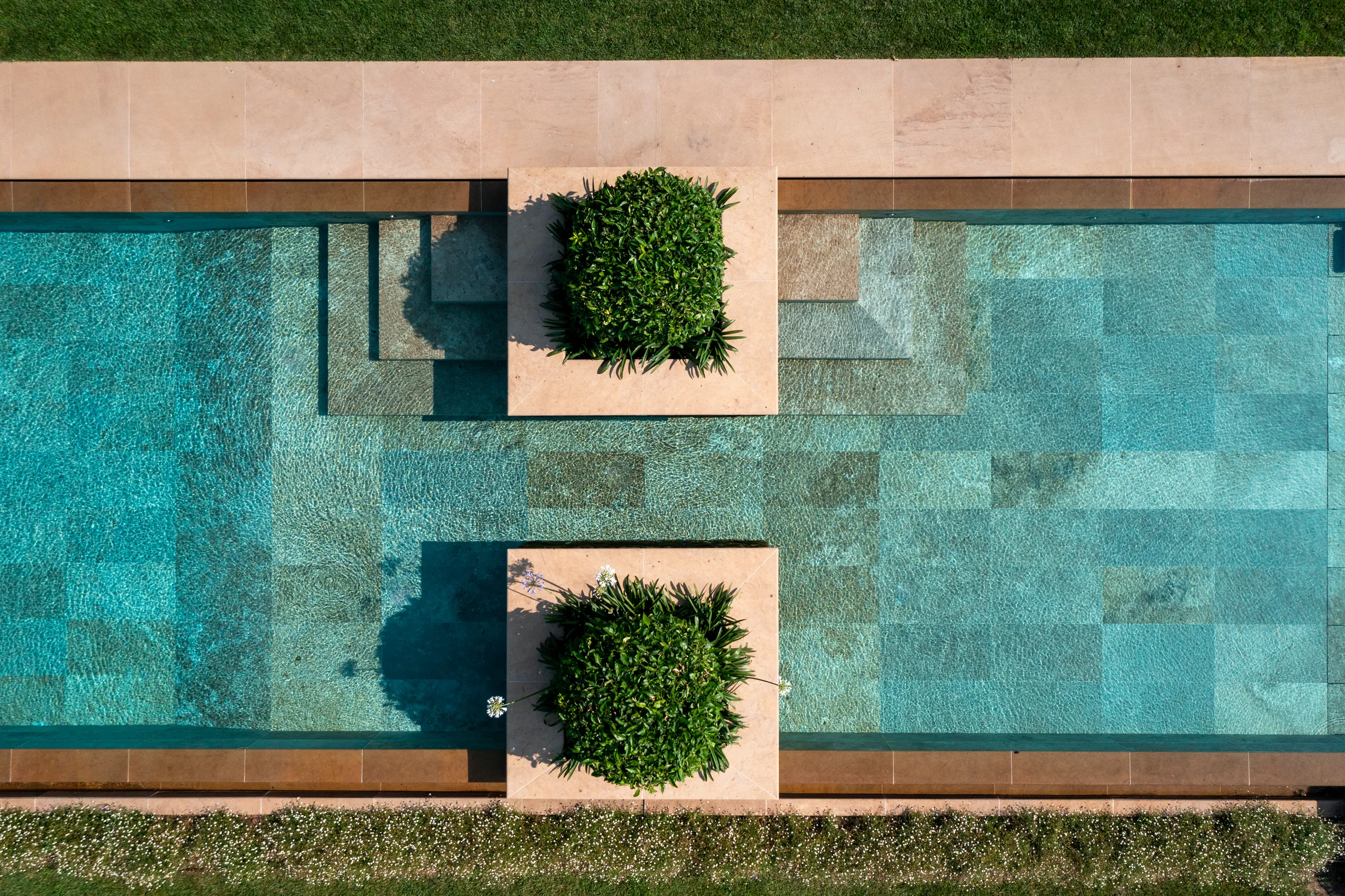 Exquisite Renaissance-Style Villa with Private Pool, Italian Garden and Florence Views — photograph 3