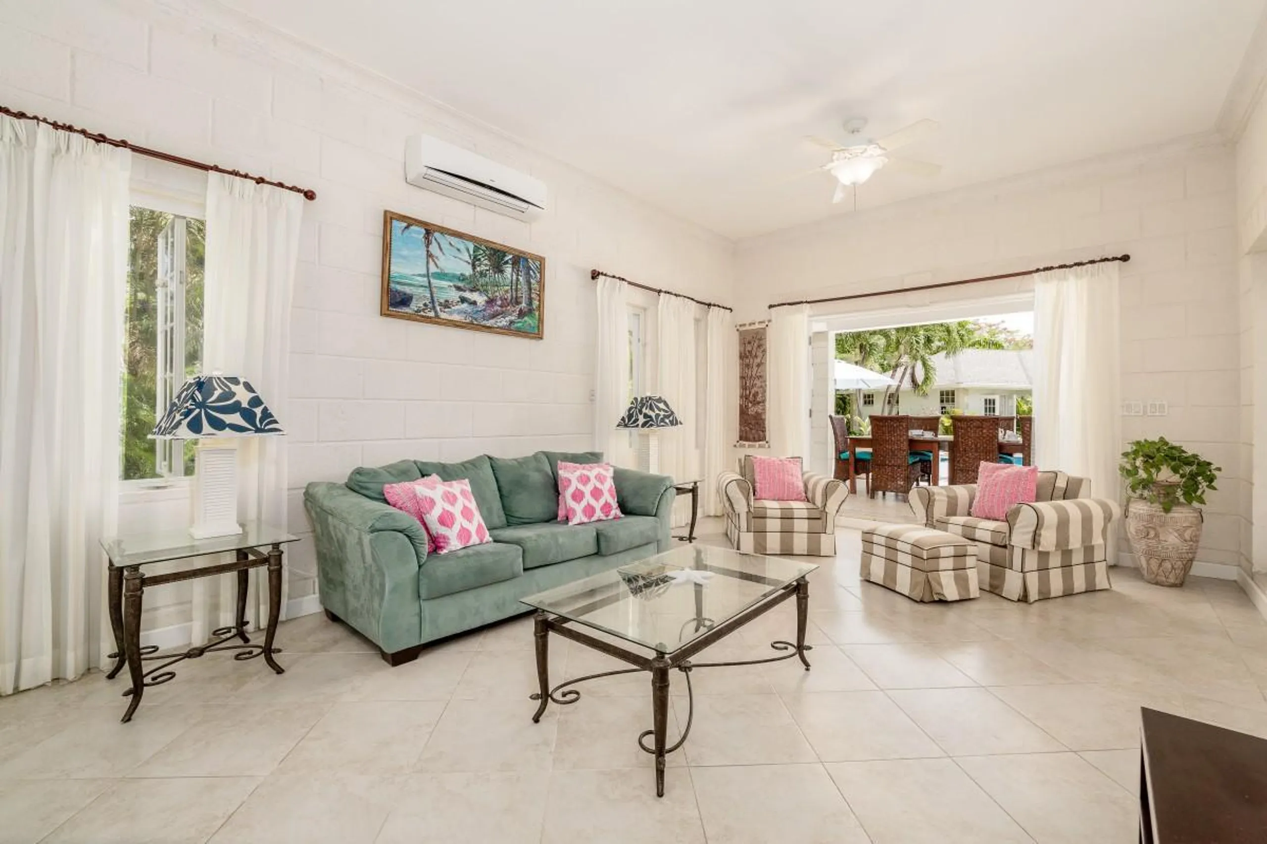 Classical Barbados Beach Villa with Private Pool and Beach Club Access — photograph 12