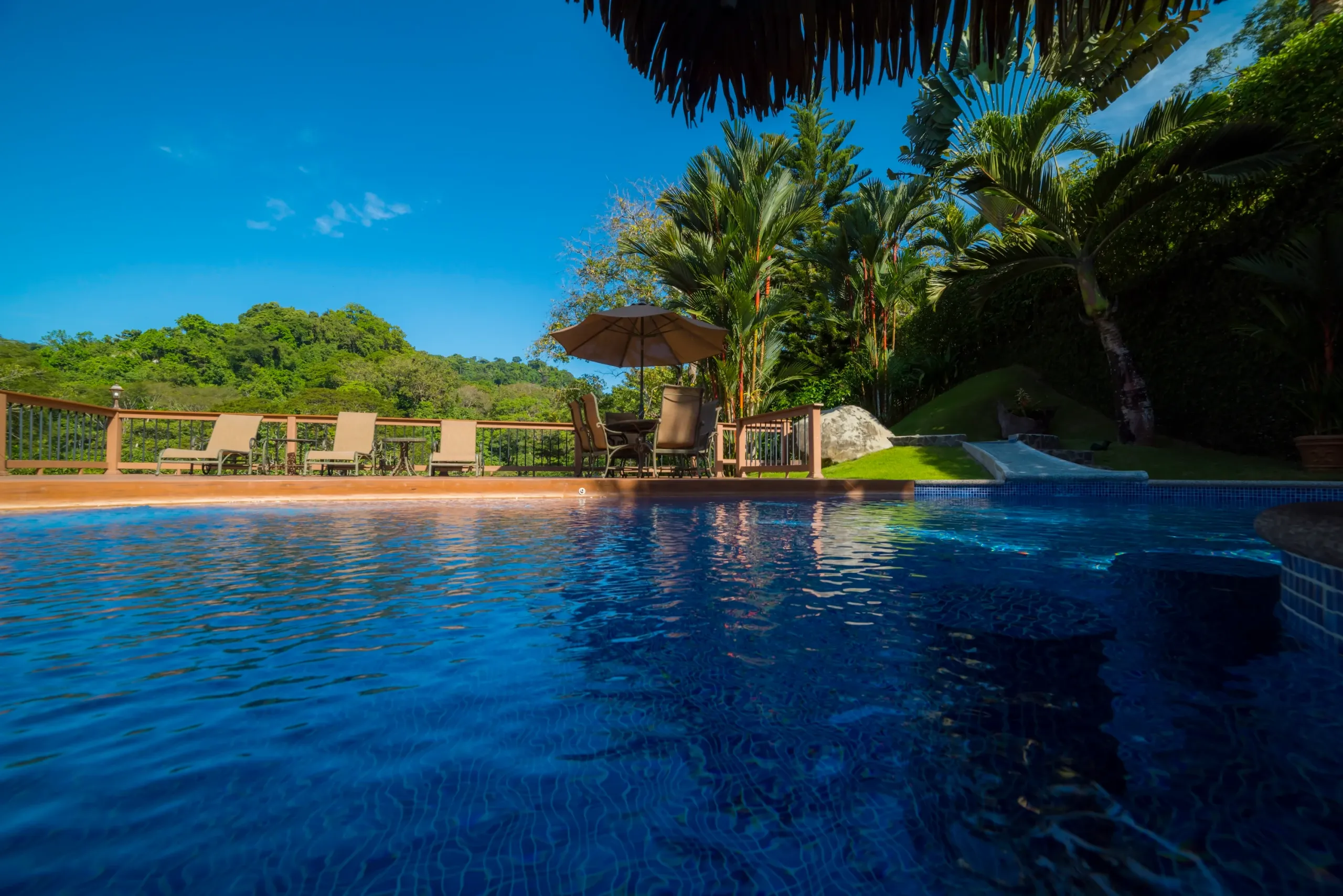 Spacious 5-Bedroom Los Sueños Villa with Infinity Pool, Golf & Marina Nearby — photograph 4
