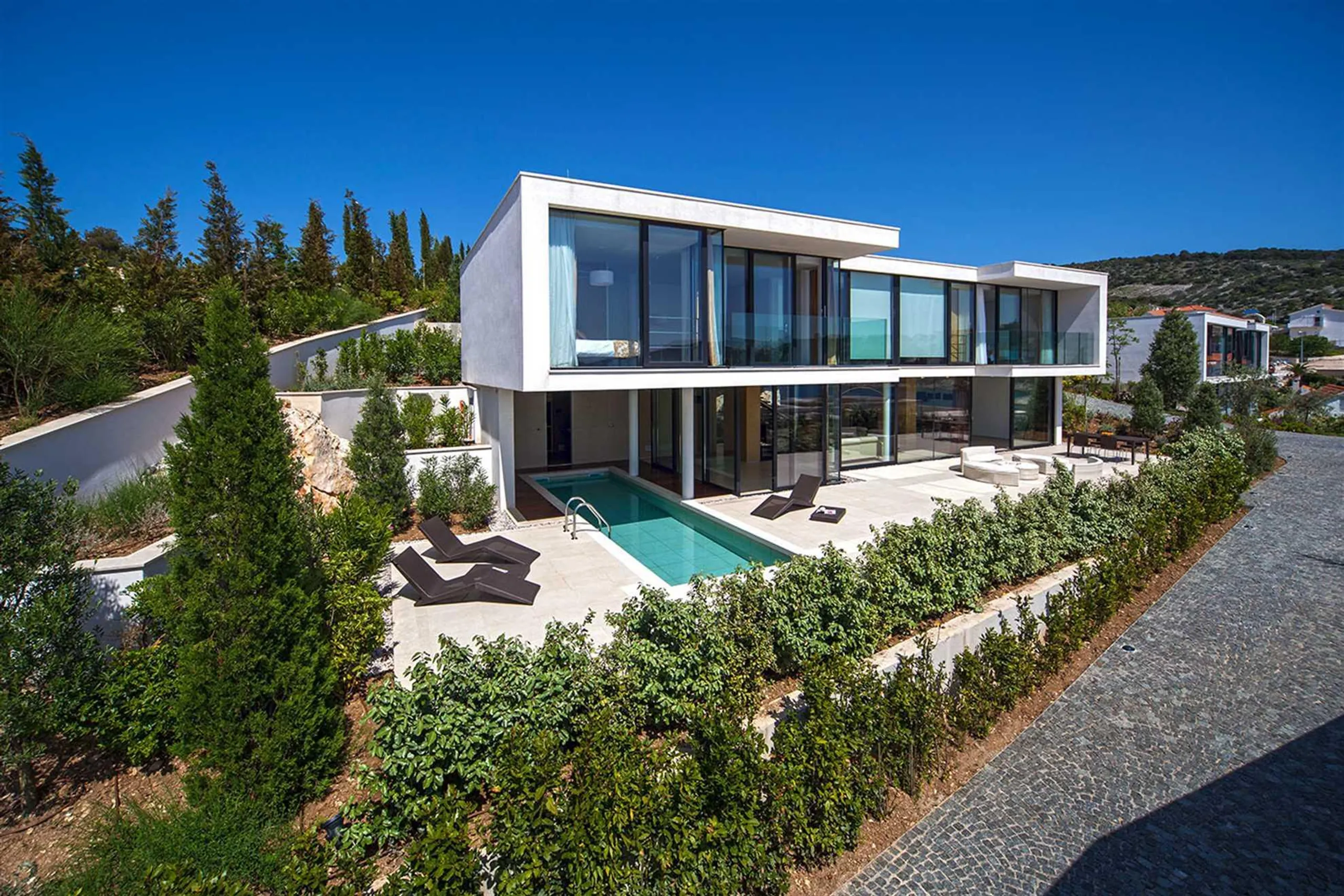 Chic Villa with Pool, Sauna, and Scenic Views in Primošten — photograph 4
