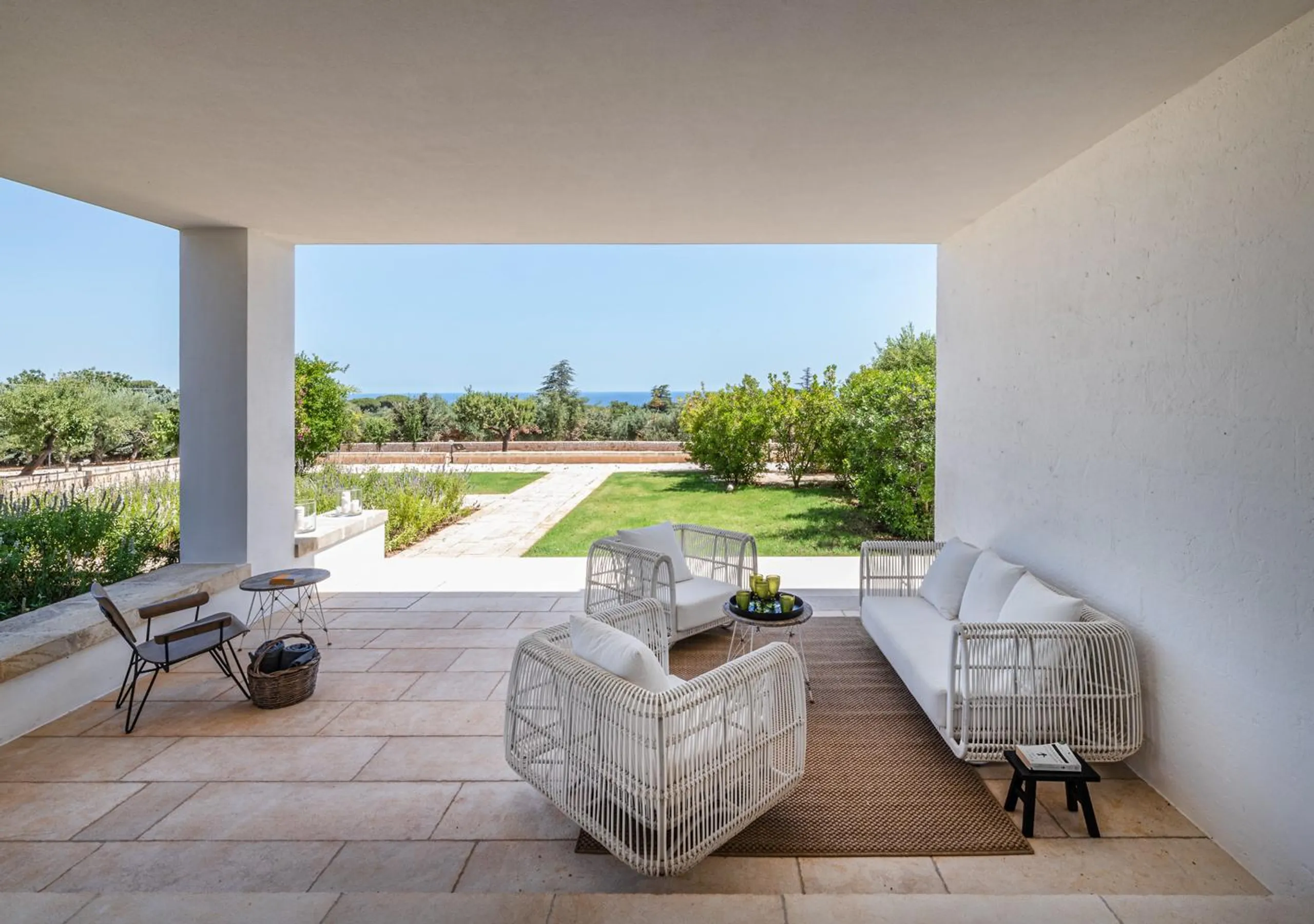 Luxurious Contemporary Villa with Pool and Adriatic Sea Views — photograph 11