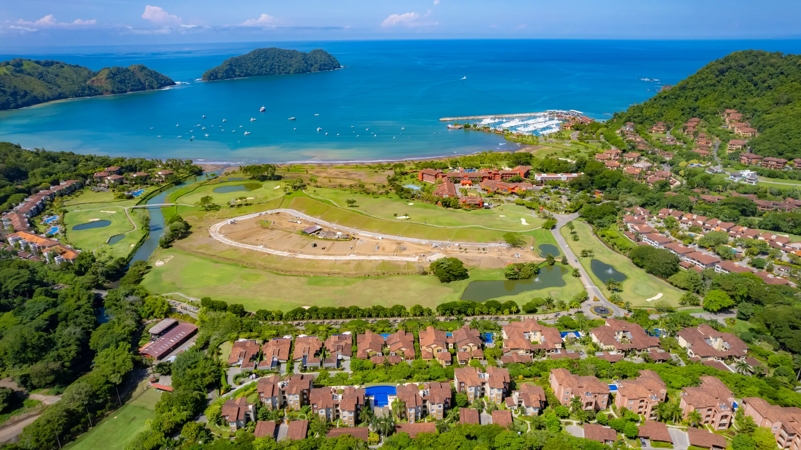Stunning 6 BDR Los Suenos Villa with Infinity Pool — photograph 11