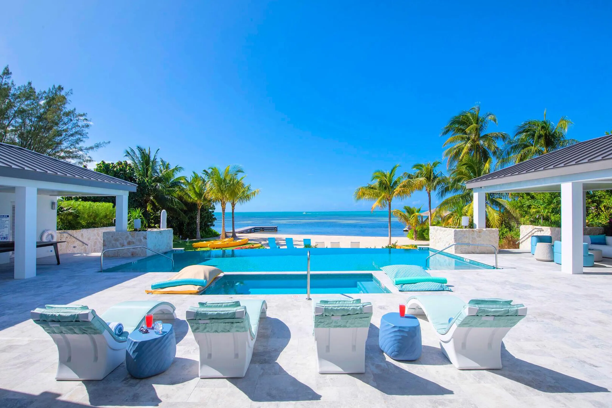 Cayman Ocean Front Grand Estate with Infinity Pool and Incredible Ocean Views, Rum Point