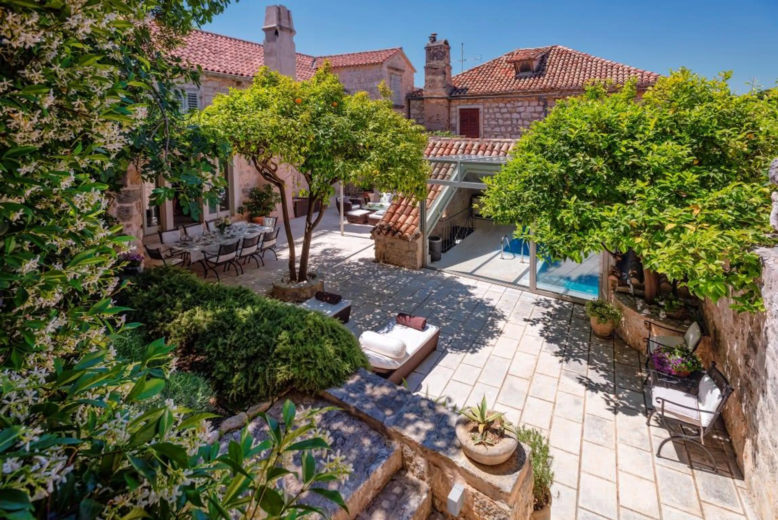 Classic Splendid Villa with View To The Harbor And Five Bedrooms, Splitsko Dalmatinska
