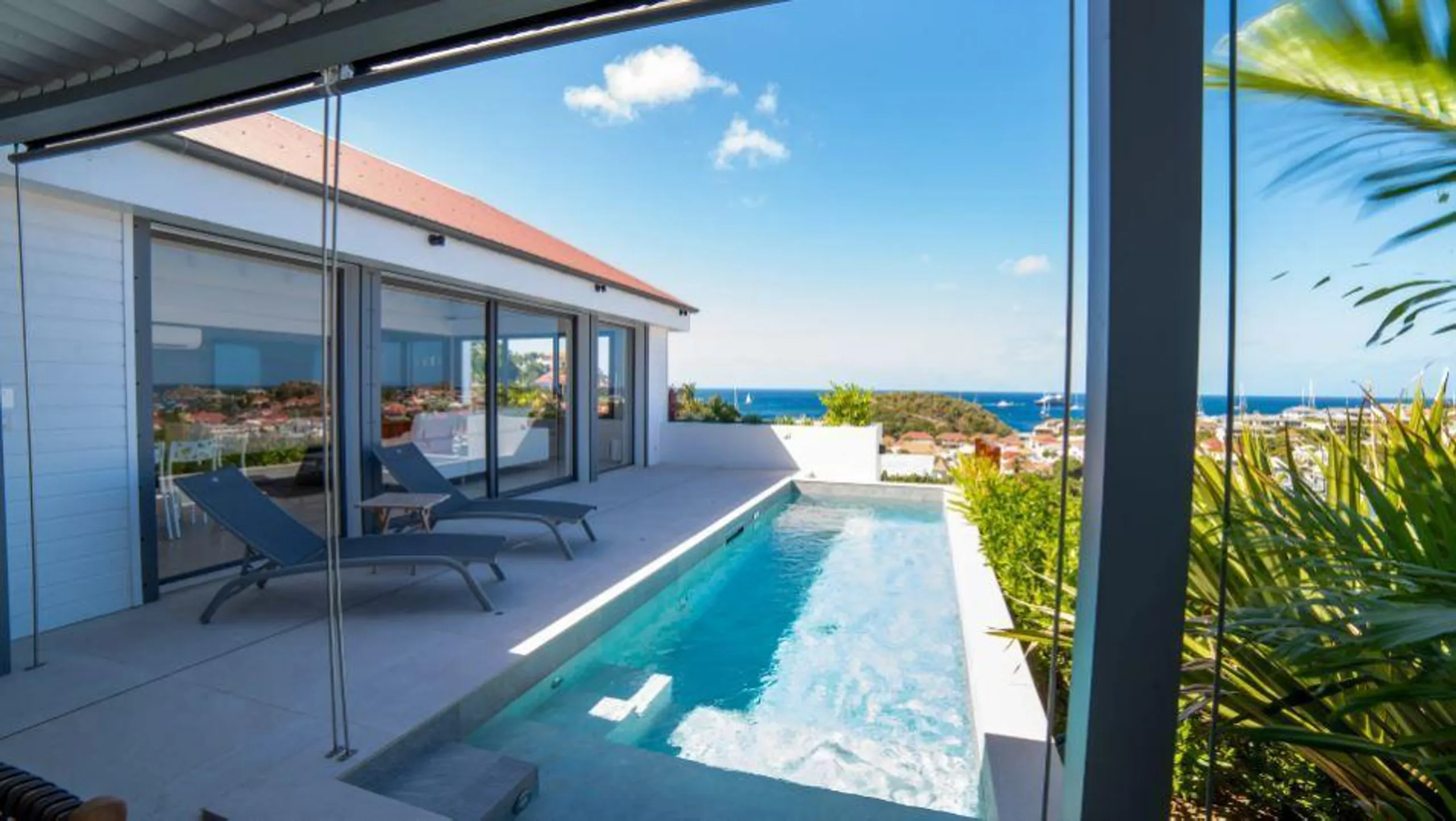 Serene Villa in Gustavia with Captivating Harbor View and Private Pool — photograph 4