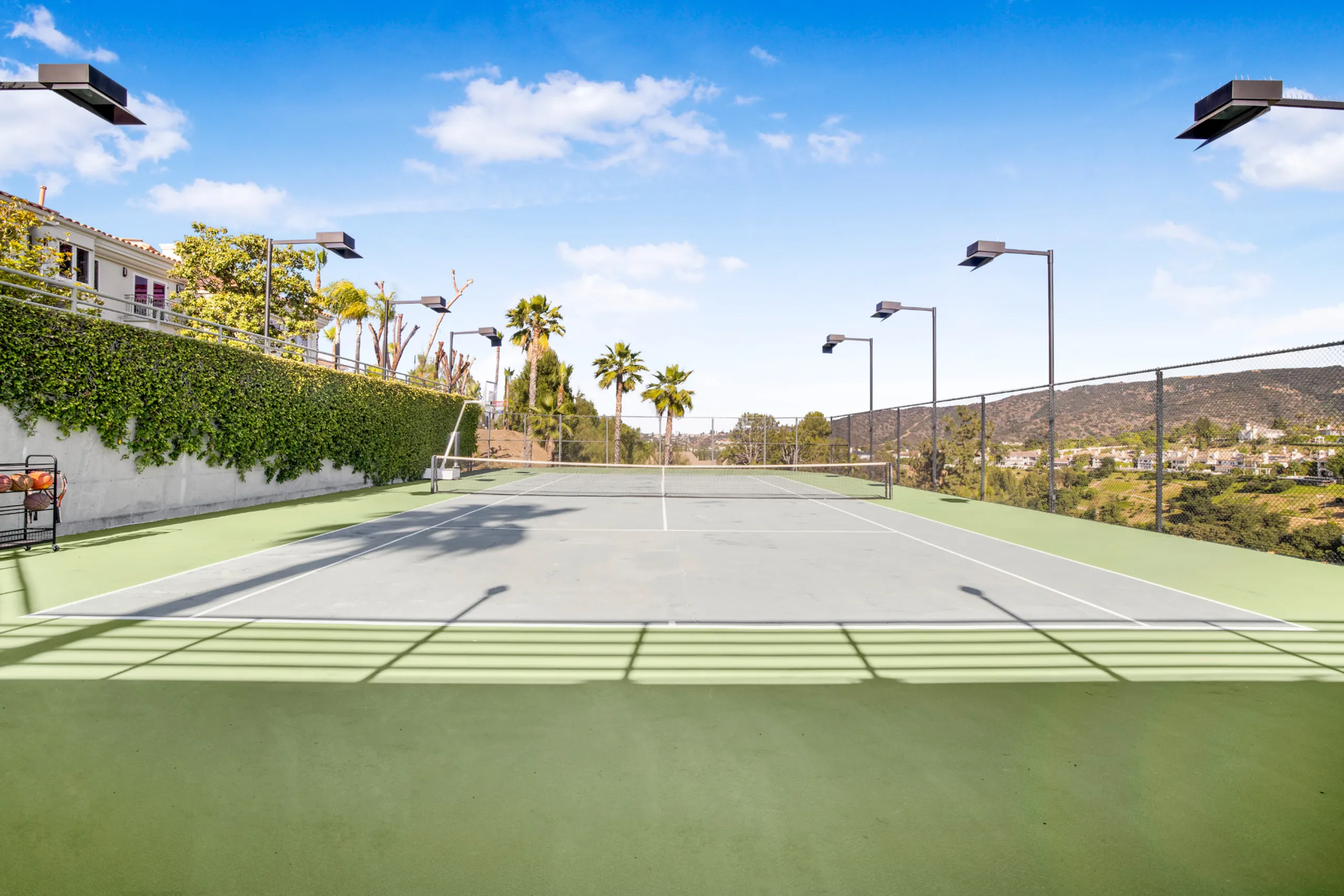 Tarzana Hillside Estate with Private Pool and 180° Valley Views — photograph 11