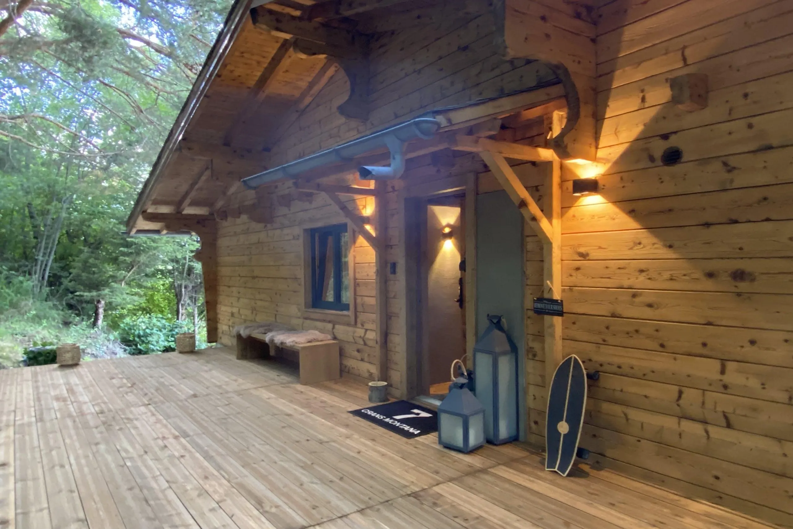 Crans Montana Luxury Chalet with Spa and Sauna — photograph 8