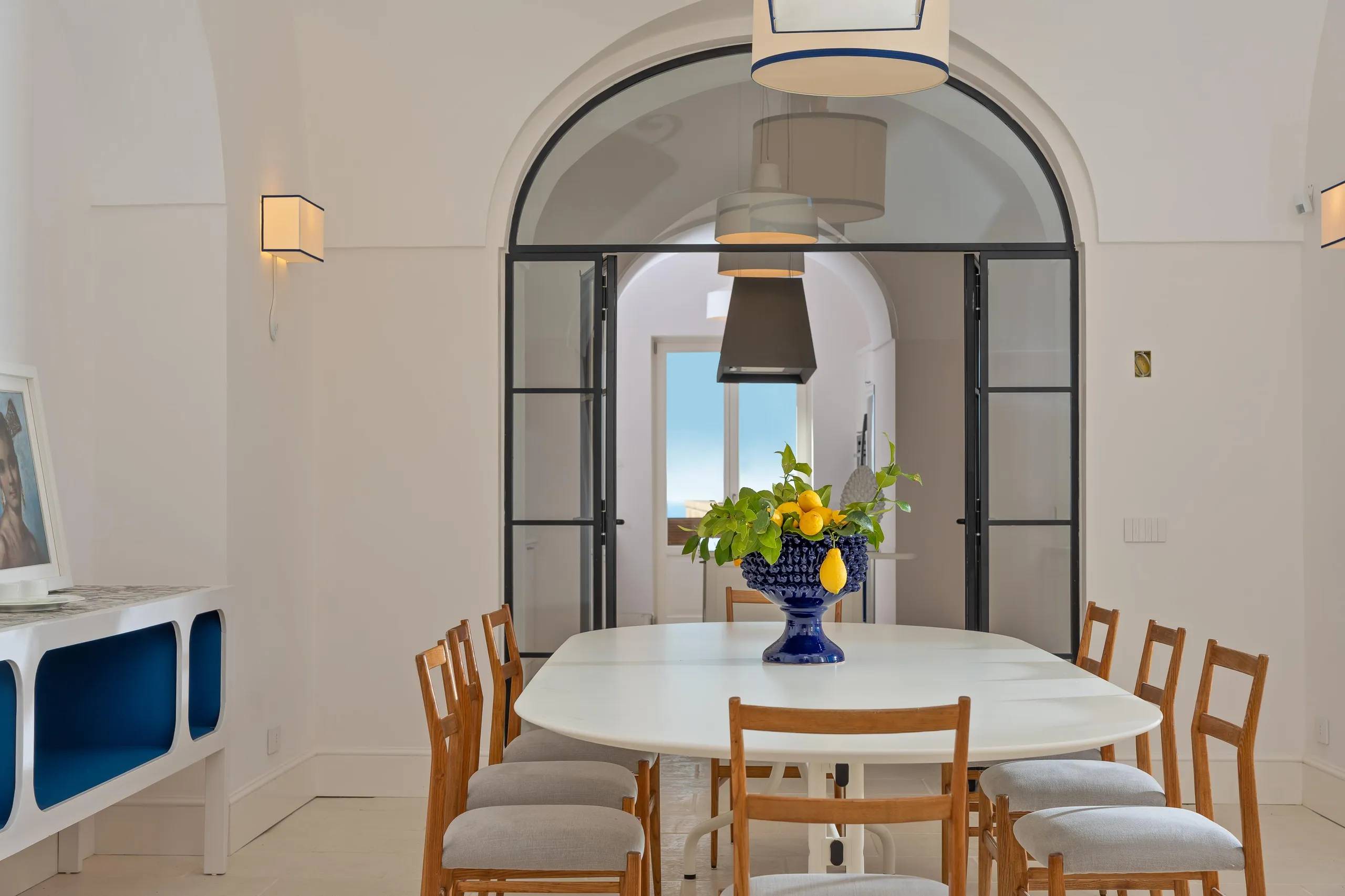 Magnificent Villa with Private Pool and  Mediterranean Garden — photograph 6