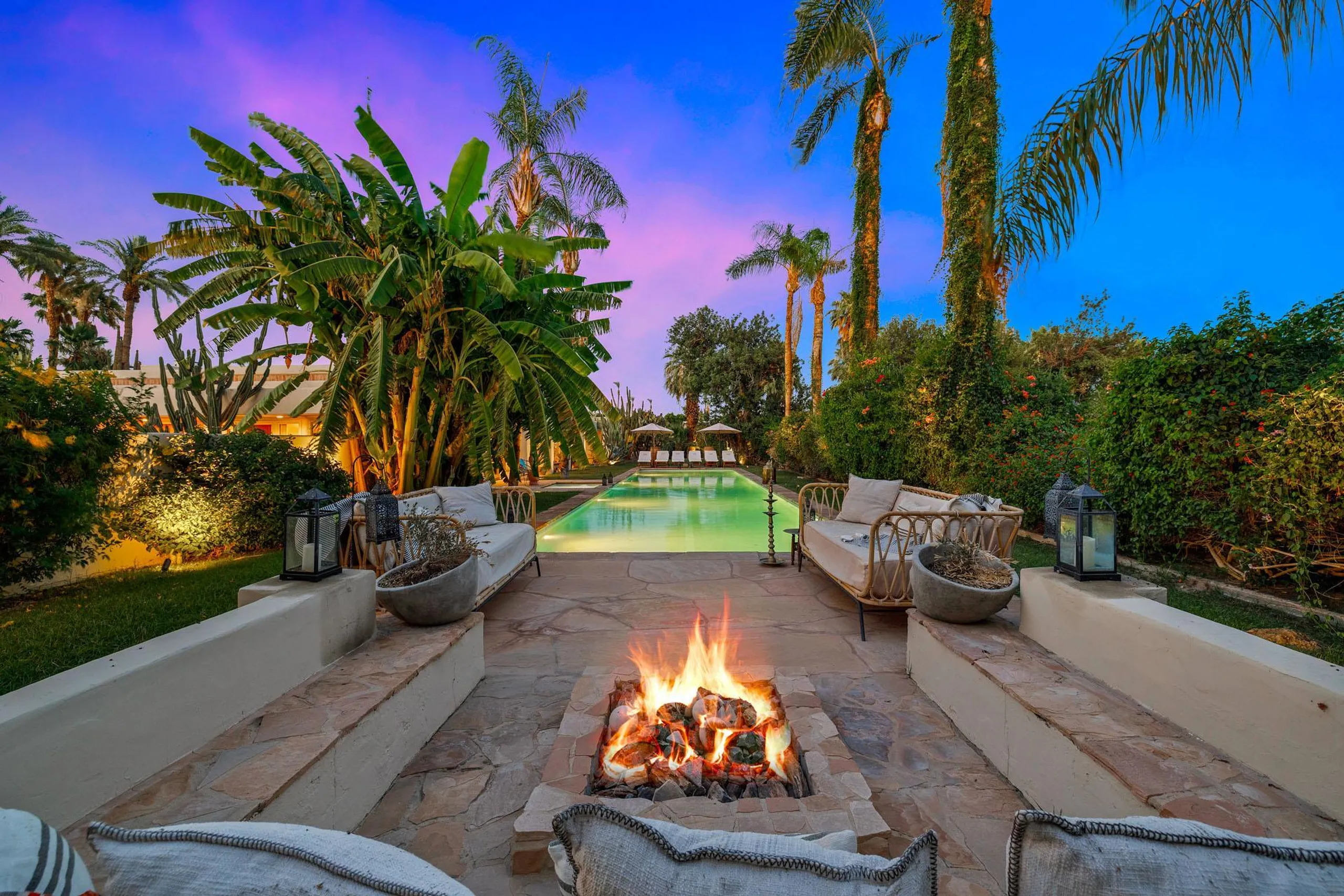 Perfection Estate with Private Pool, Tennis Court, and Golfing Green — photograph 8