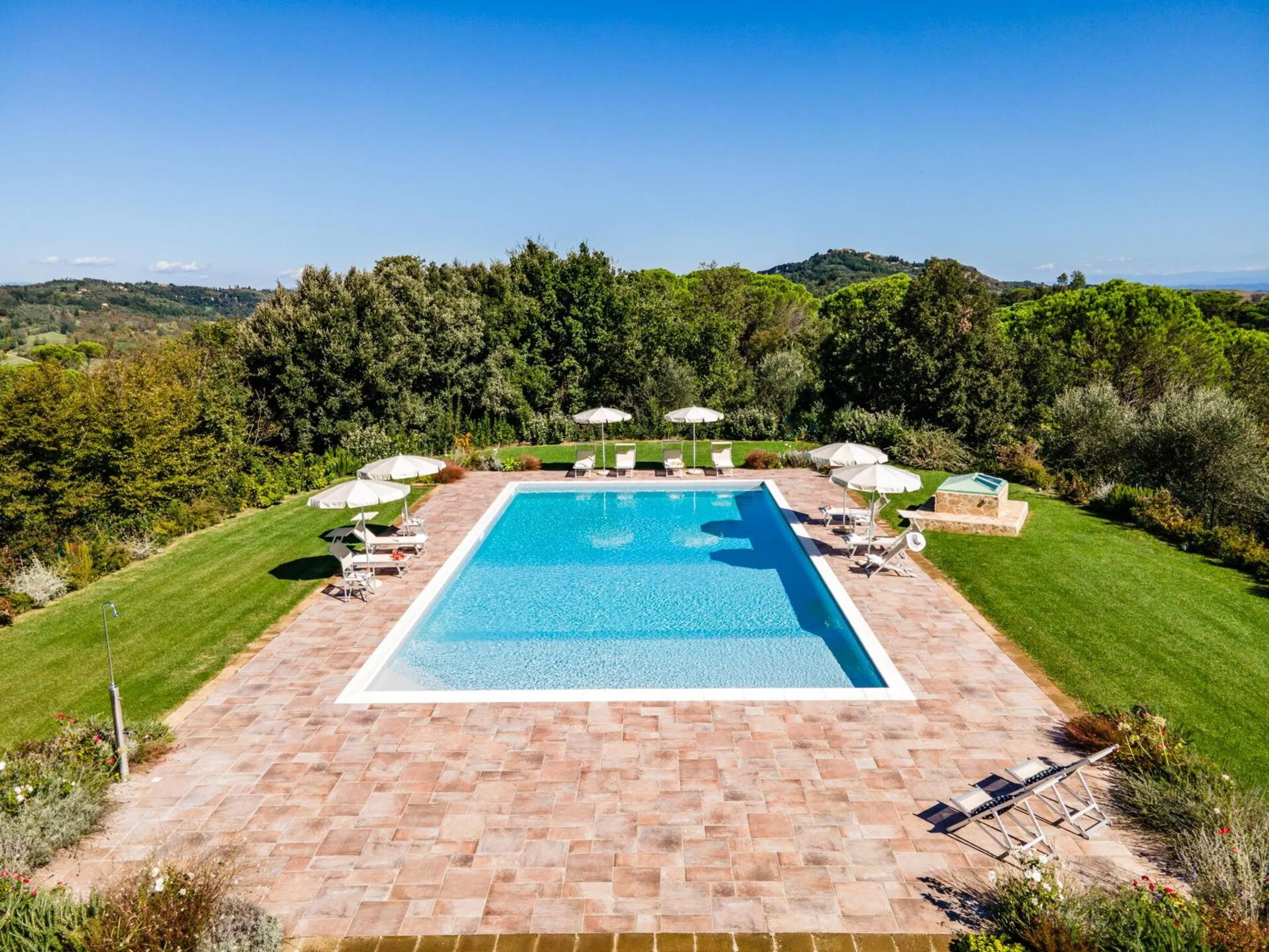 Elegant Legoli Villa with Private Pool in Pisa Hills — photograph 4