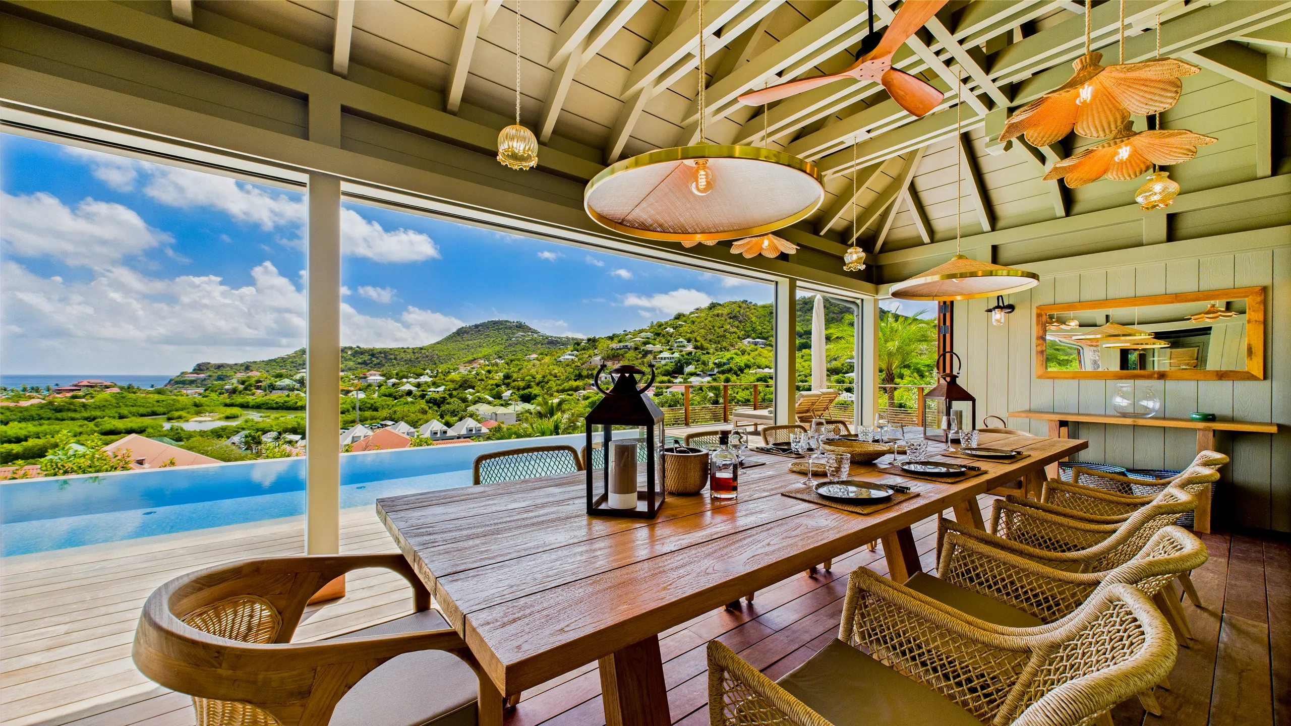Chic St. Jean Villa with Heated Pool, Overlooking St. Jean — photograph 4