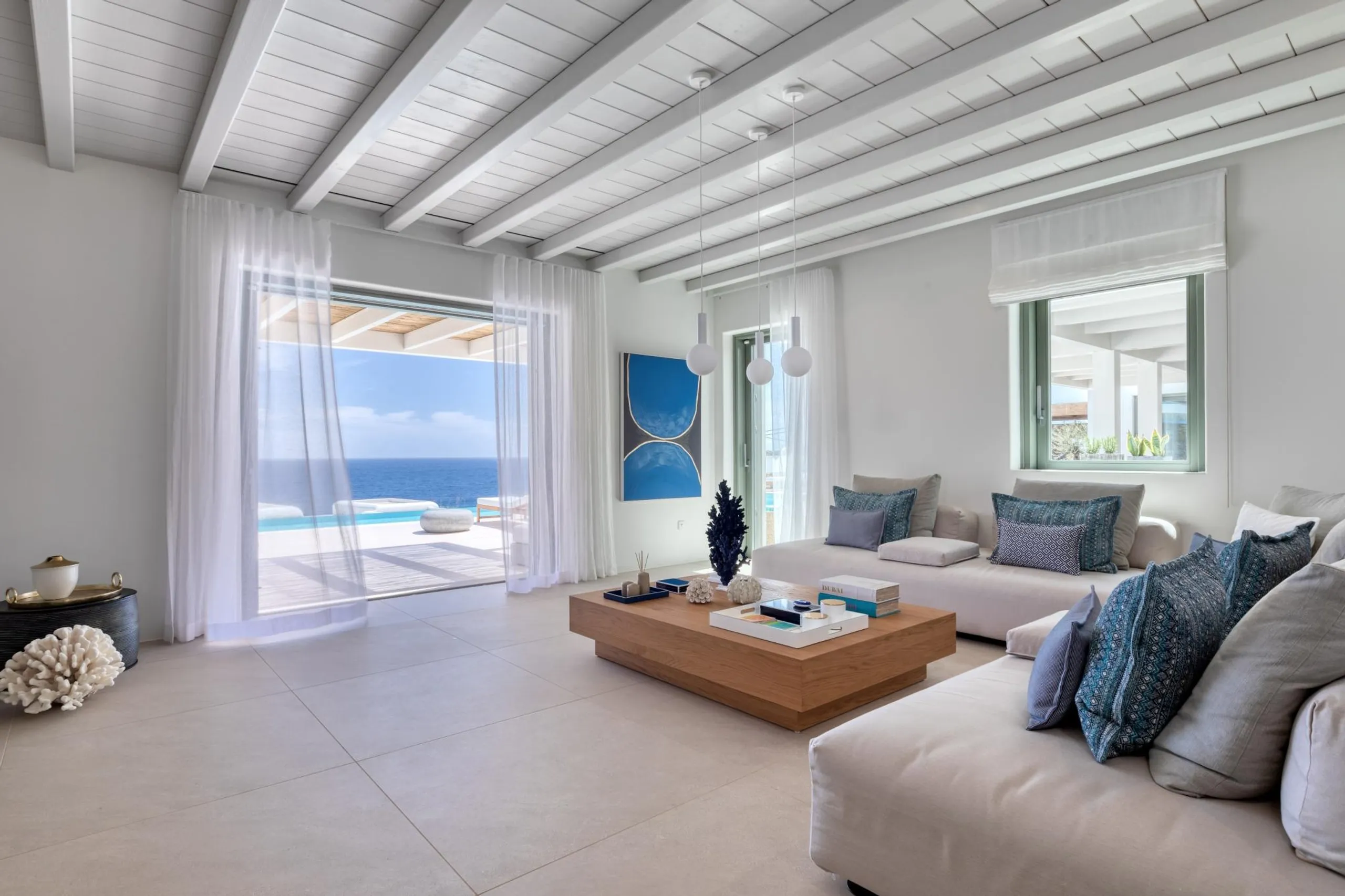 Serene Mykonos Estate with Invigorating Pool — photograph 9