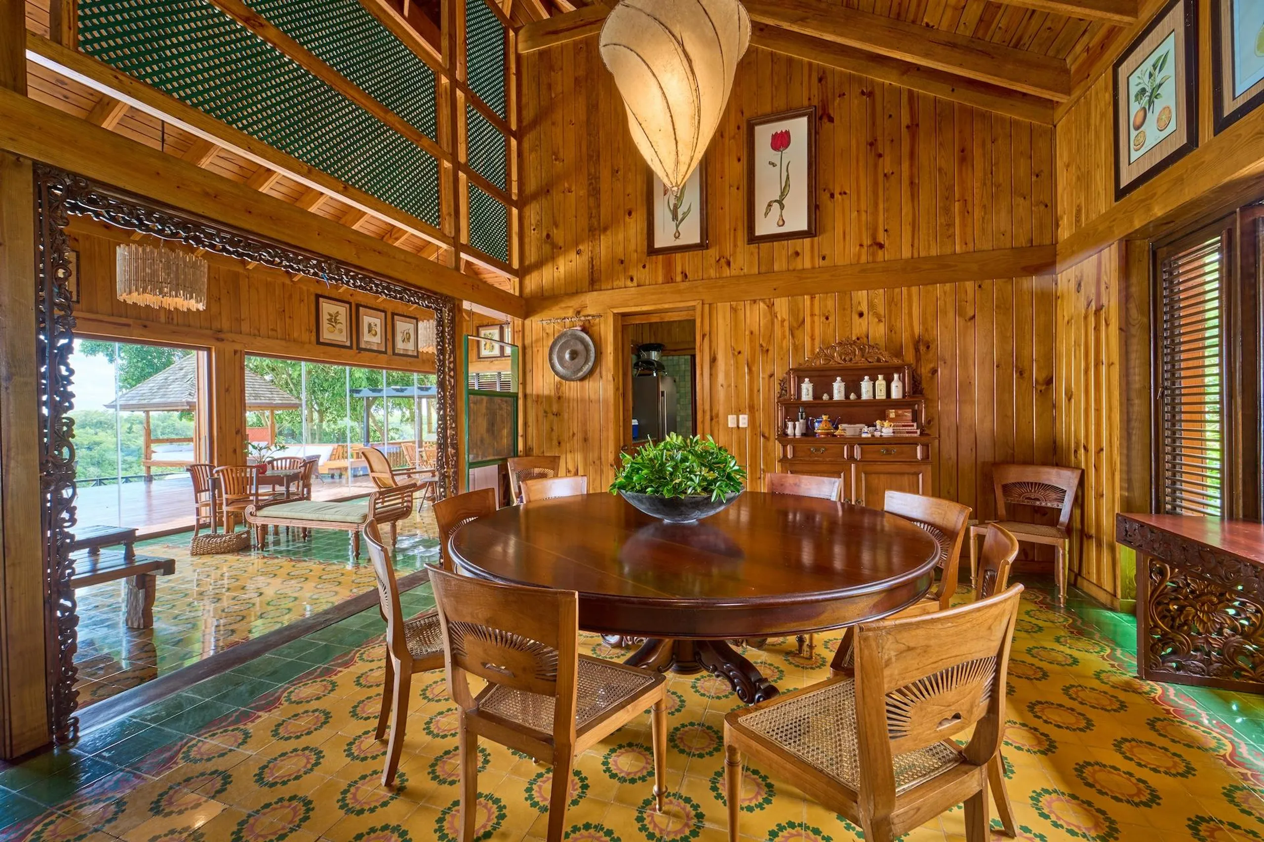 Exquisite 5BR Villa with Breathtaking River and the Caribbean Sea Views — photograph 8