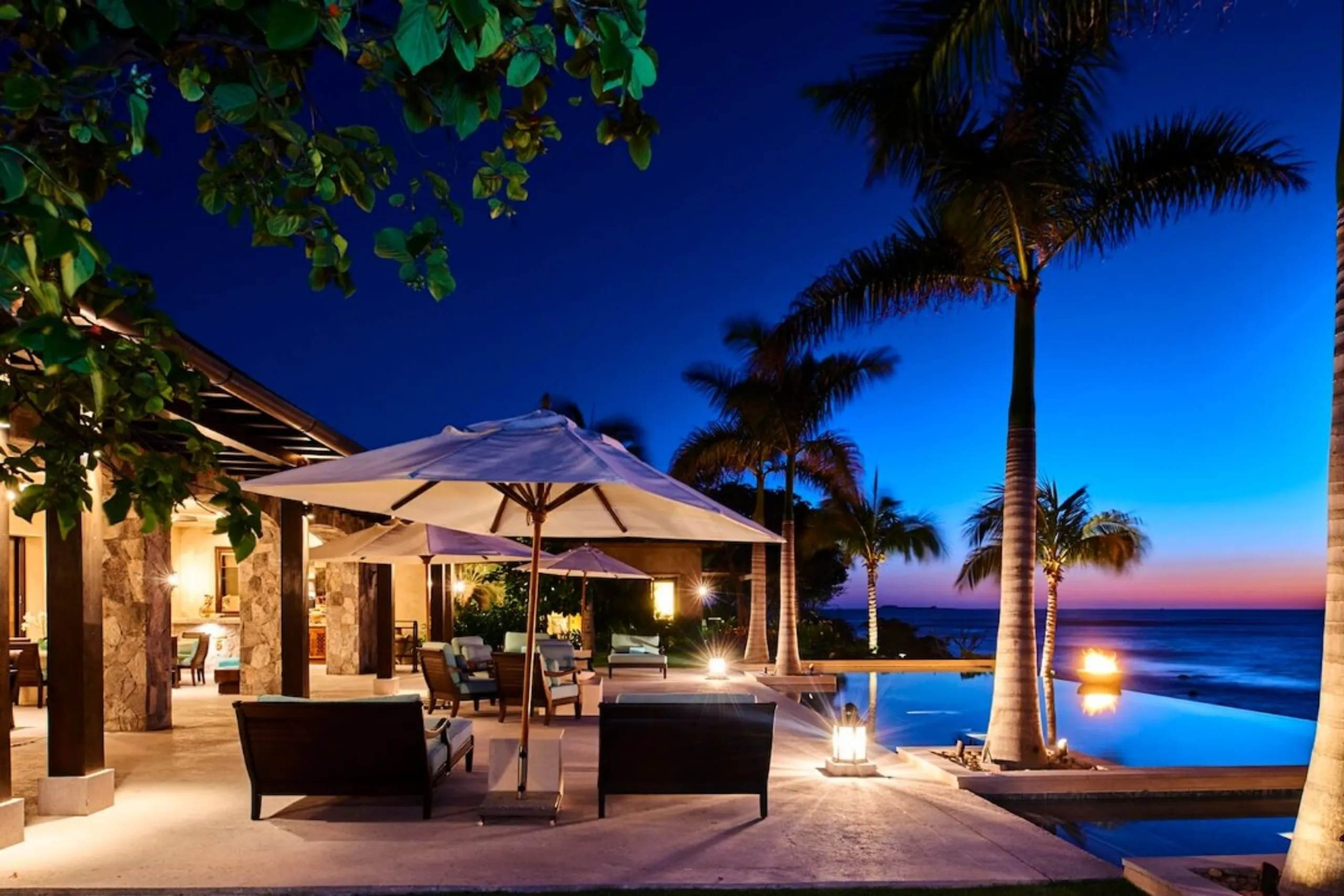 Oceanfront Hacienda-Style Villa in Punta Mita with Full Staff & Private Pool — photograph 8