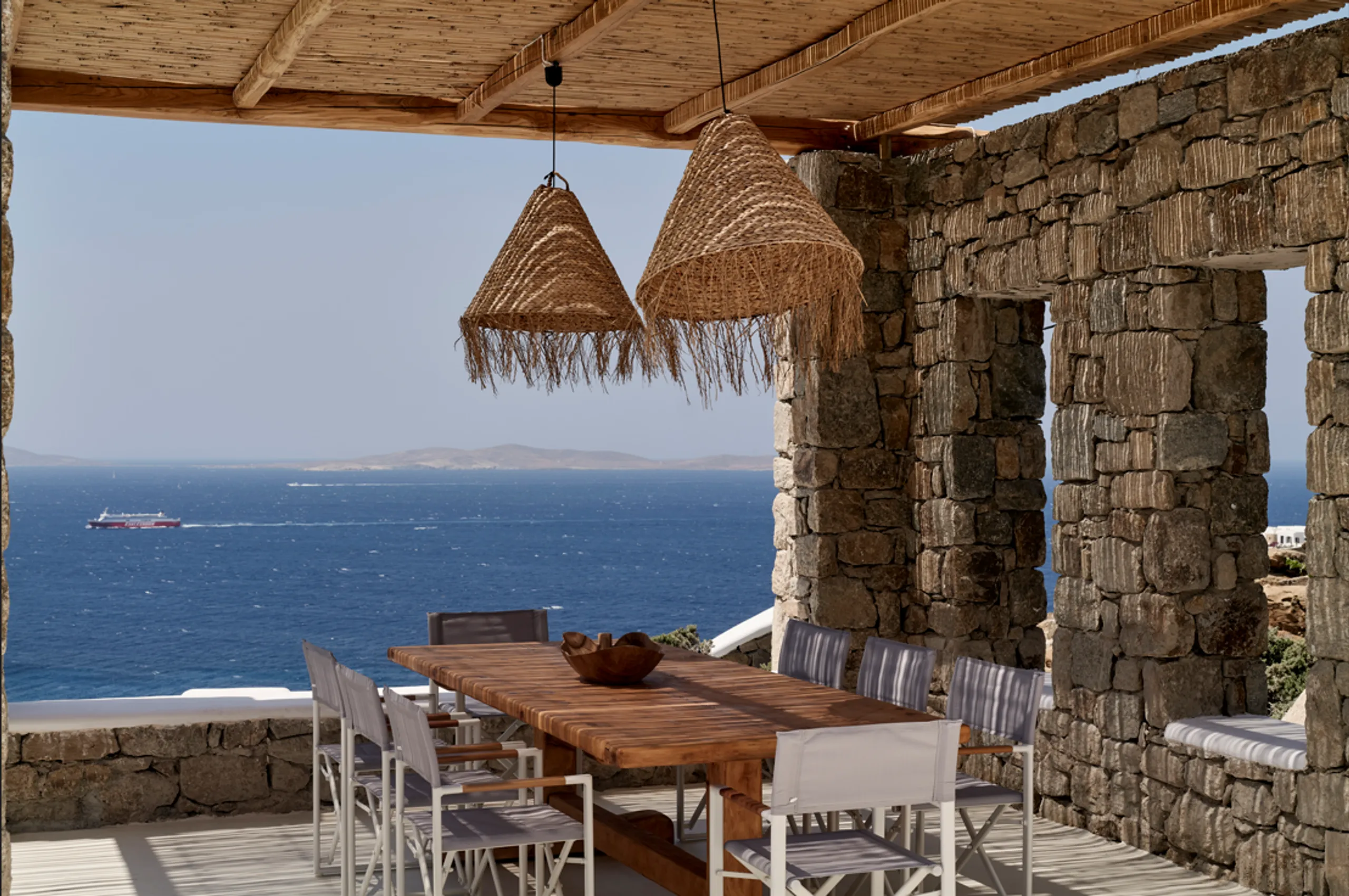 Spectacular Mykonos Villa with Private Pool and Unobstructed Sunset Views — photograph 8