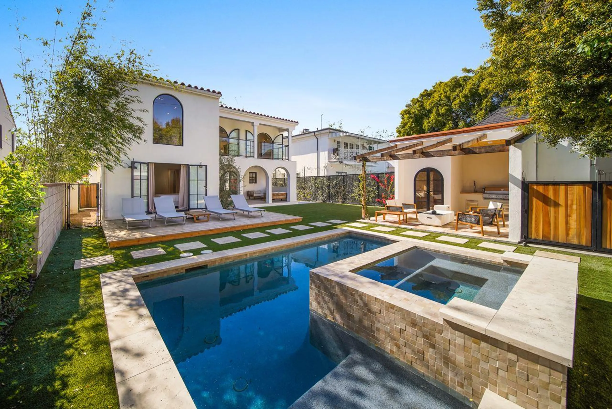 Sophisticated Spanish Contemporary Villa in LA with Private Pool, Outdoor Oasis & Smart Tech Integration, West Hollywood