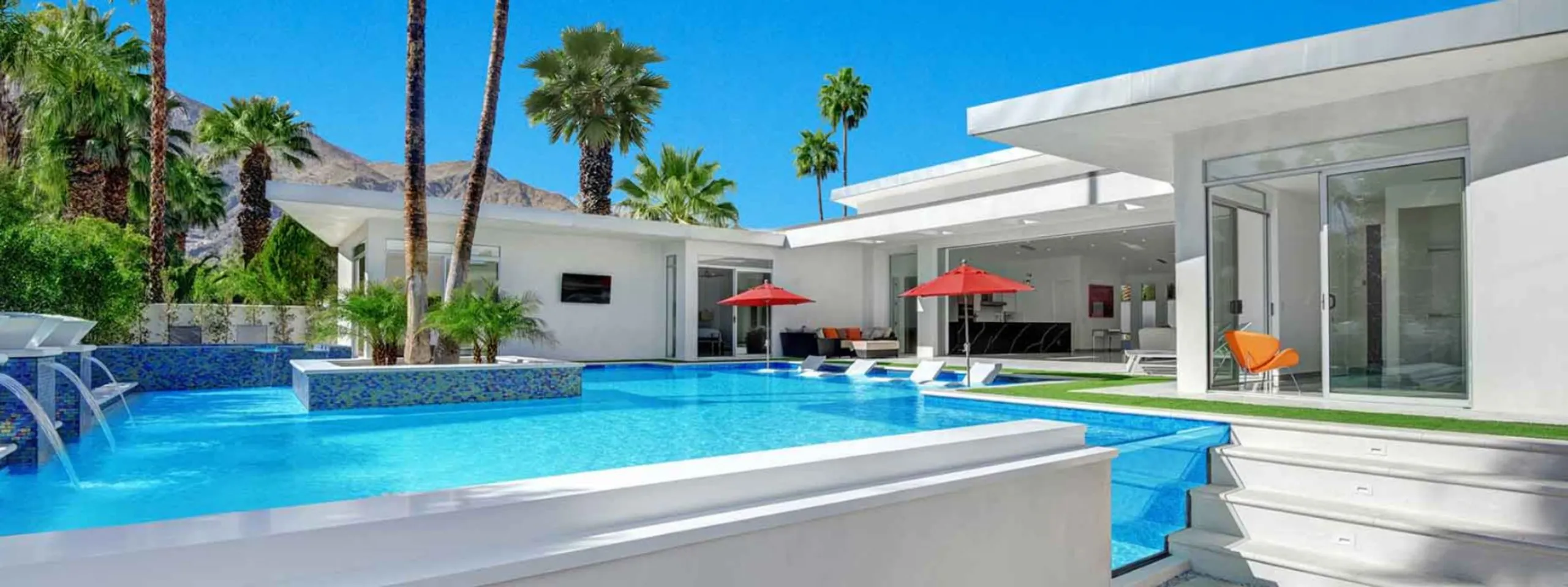 Brand-New Palm Springs Movie Colony Estate  with Resort-Style Pool and Mountain Views — photograph 5