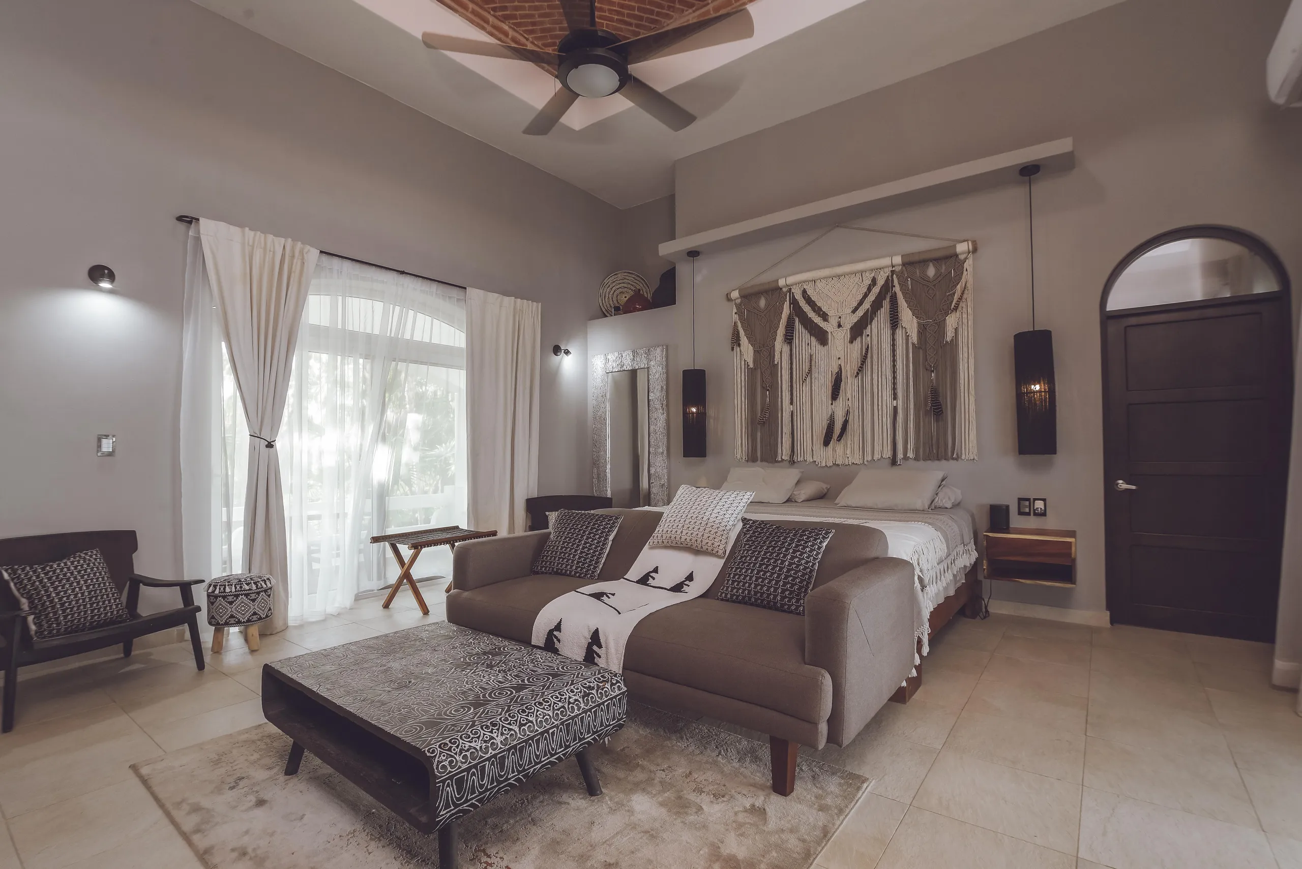 Paradise Villa on Riviera Maya's Untamed Shore with Rooftop Pool and Ocean Views — photograph 7