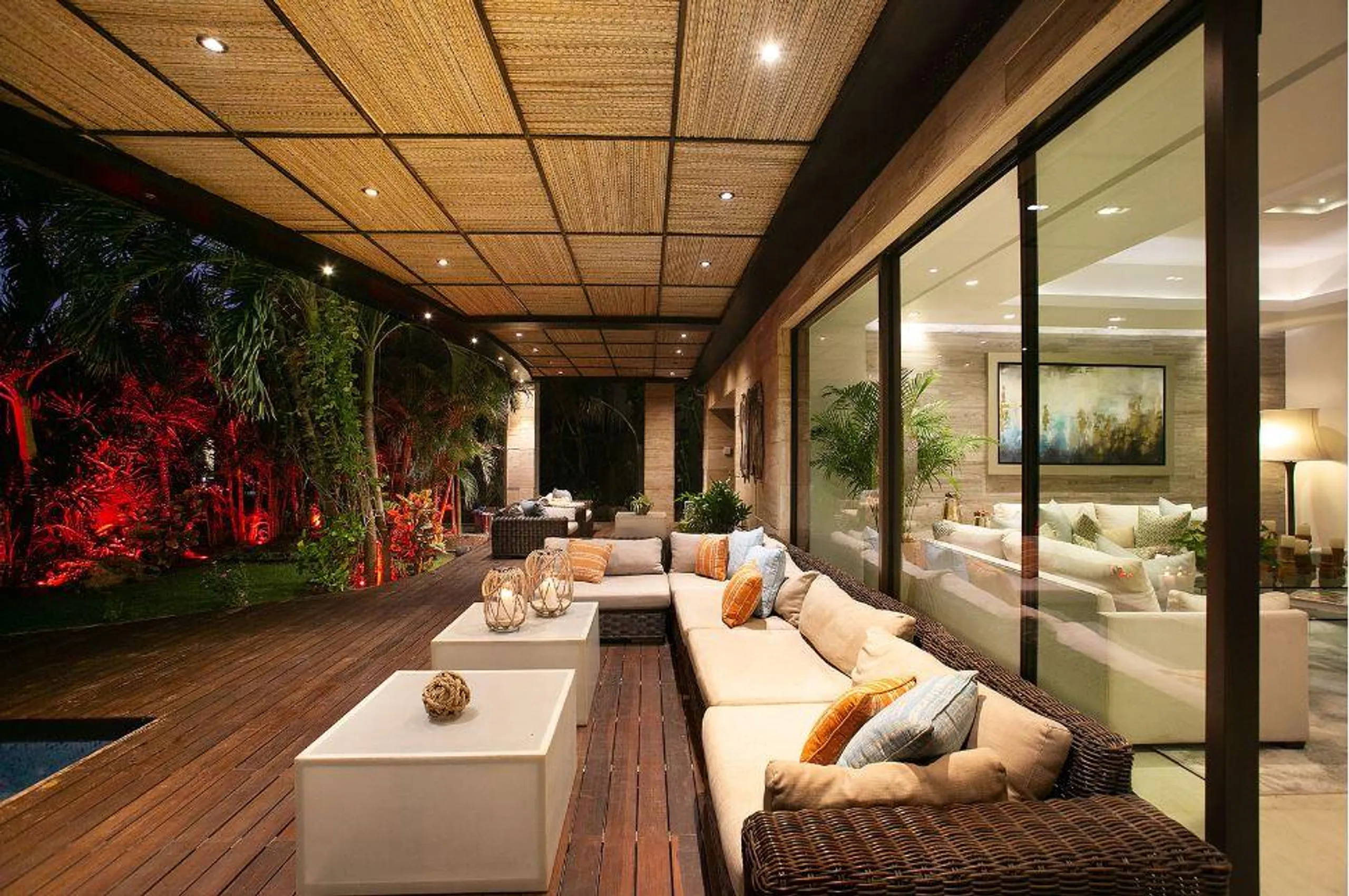Upscale Beach Front Playacar Villa with Private Pool and Ocean Views — photograph 10