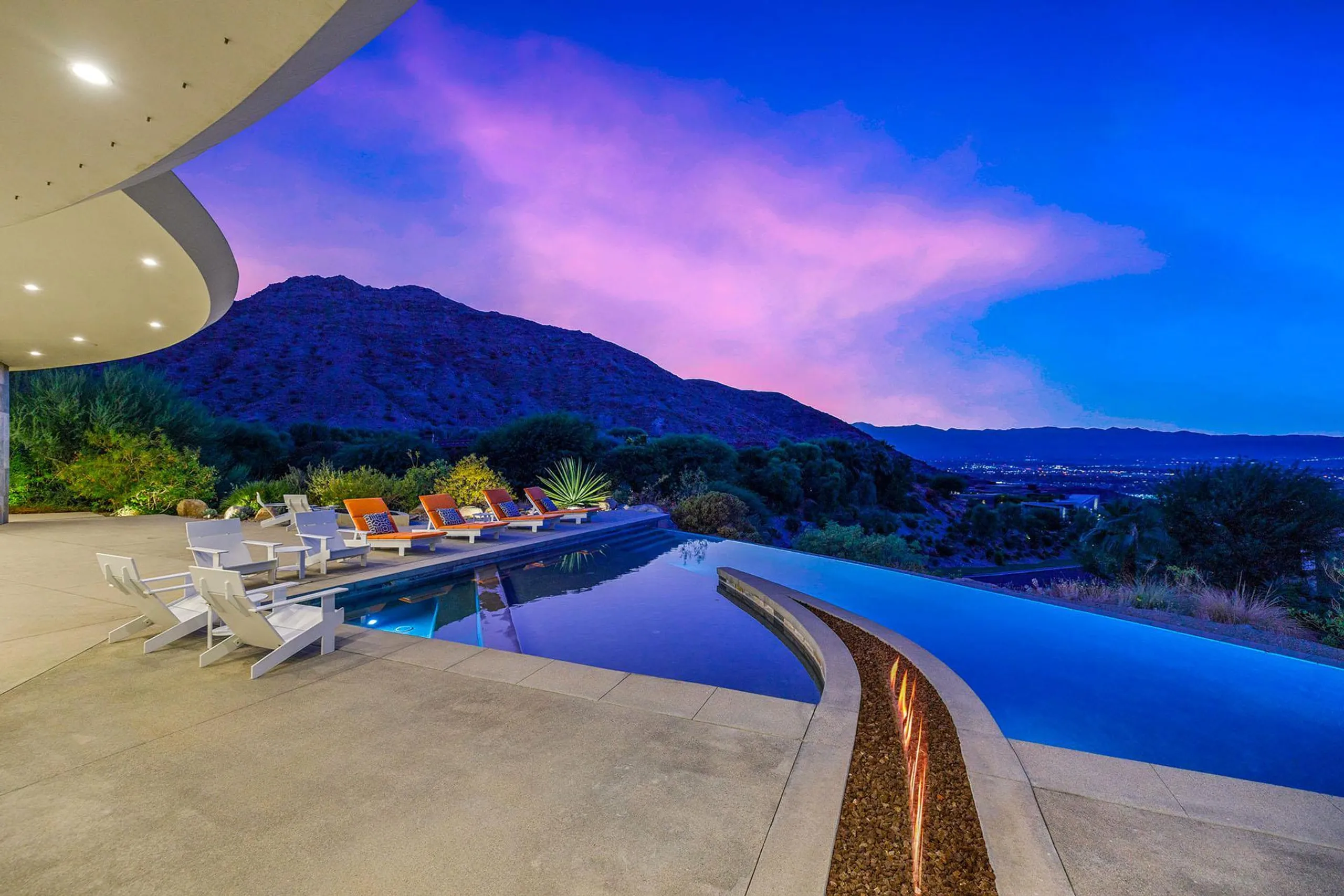 Rancho Mirage Architectural Modern Estate with Infinity Pool with Incredible Views — photograph 3
