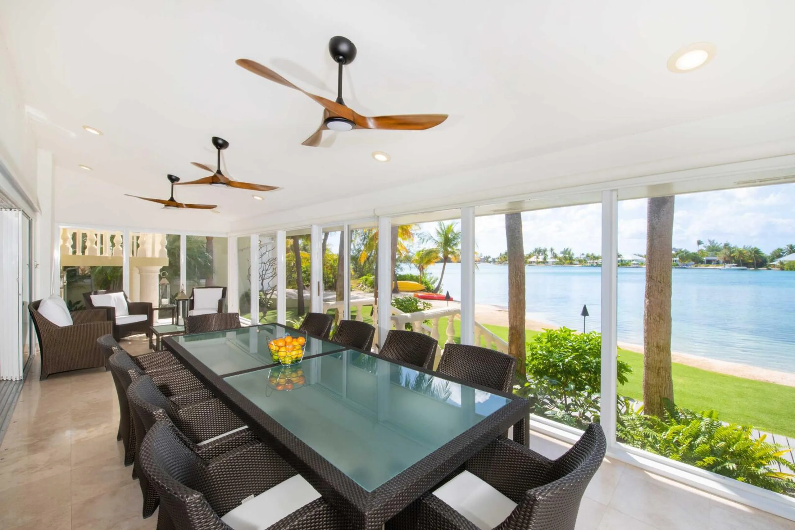 Bioluminescent Bay Luxury Grand Villa with Private Resort Pool and Beach — photograph 10
