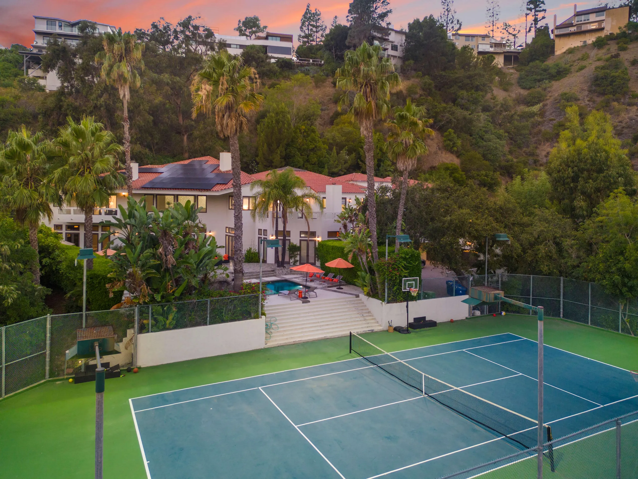 Refined Style Contemporary Estate with Private Pool, Sauna, and Tennis Court, Los Angeles