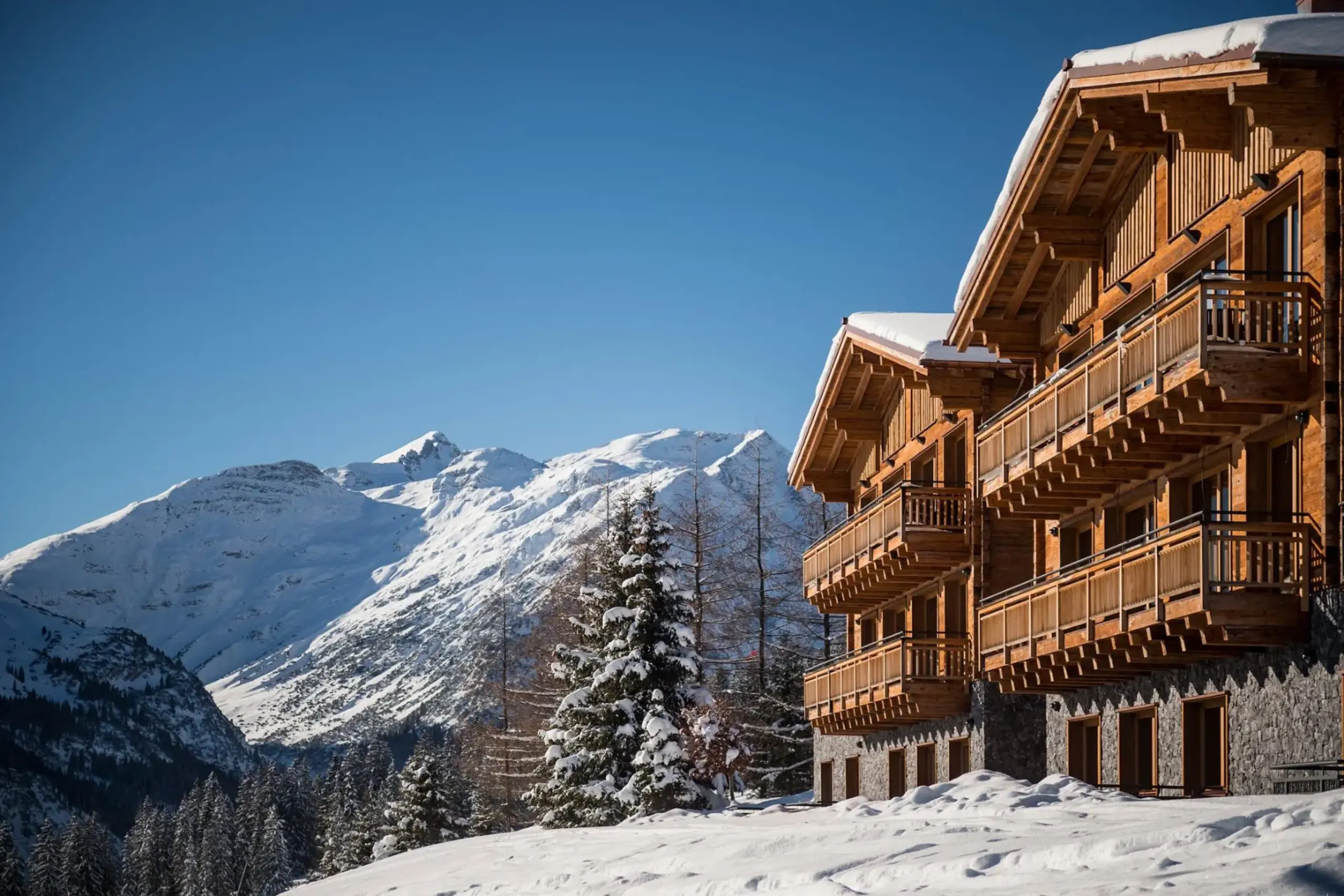 Ultra Luxe Chalet Altius with Commanding View and Luxury Amenities, Lech