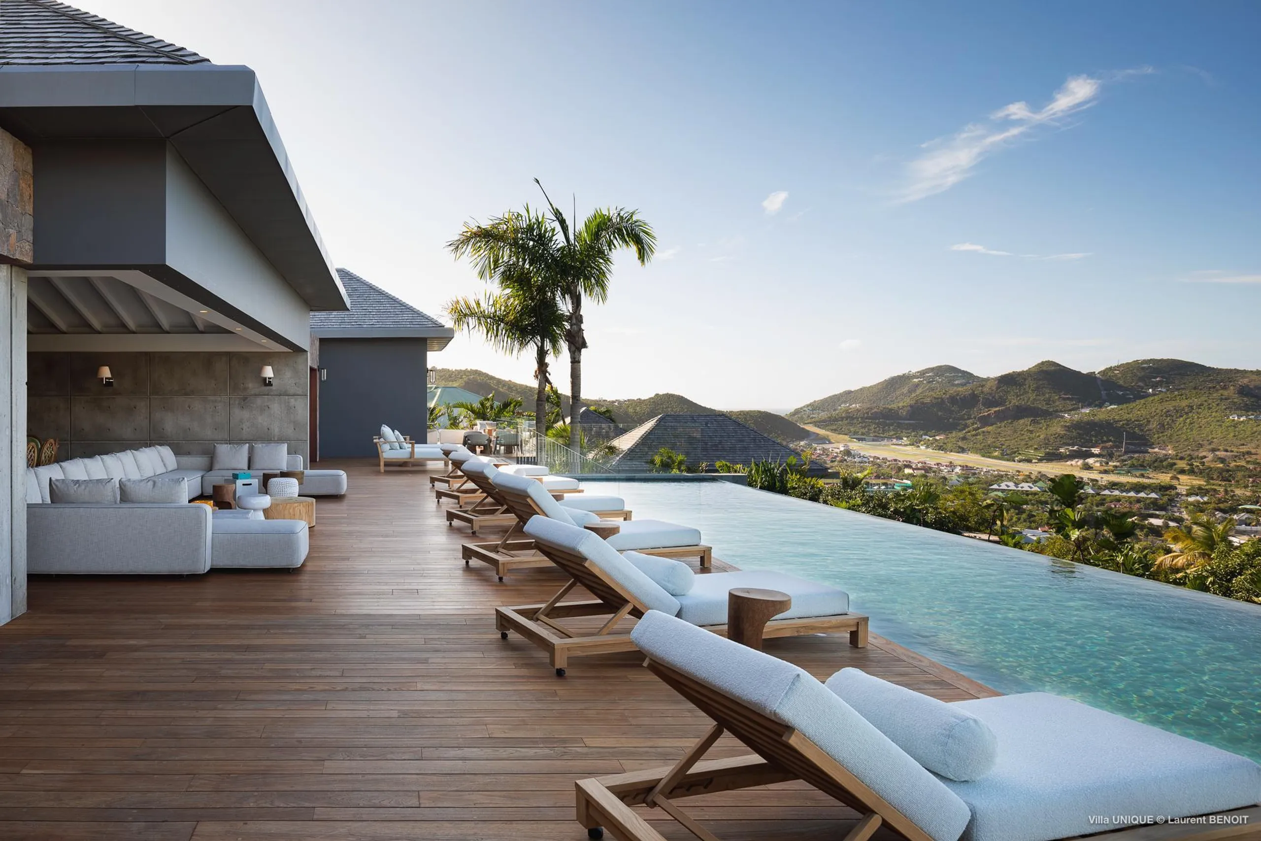 Stunning and Unique Saint Barts showplace villa with infinity pool, St Jean Beach