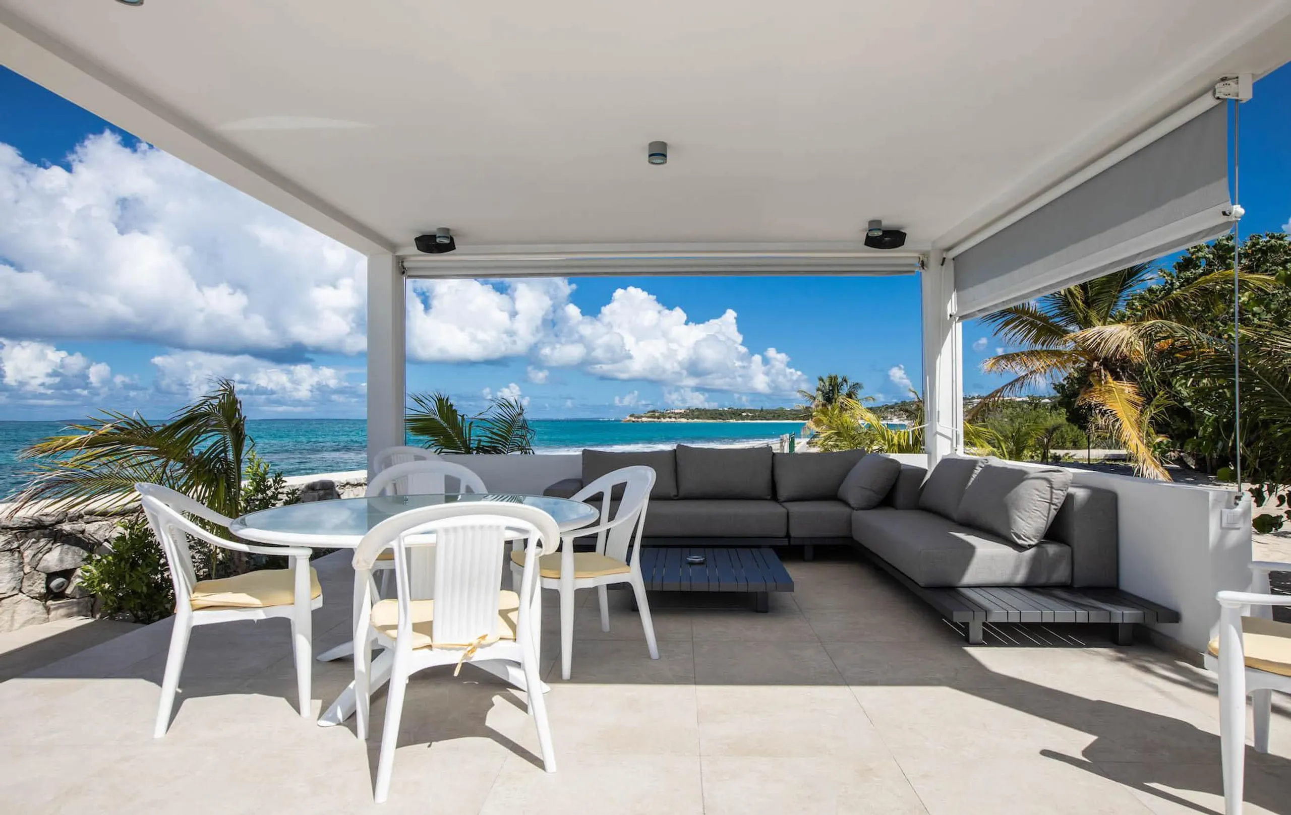 Contemporary Plum Bay Beach Front Villa with Private Pool VILLAWAY® — photograph 9