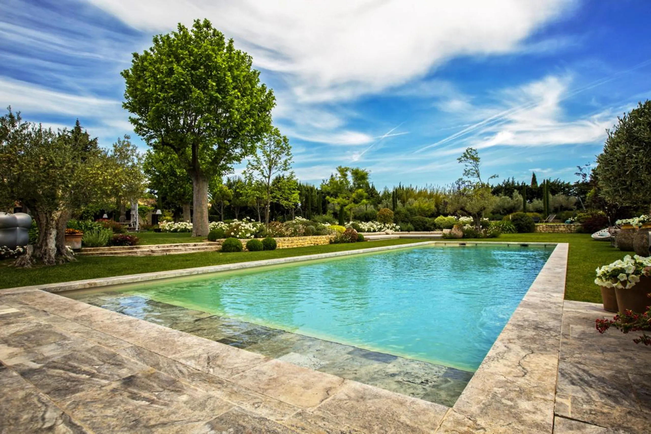 Relaxing Modern Villa with Private Pool and Garden — photograph 5