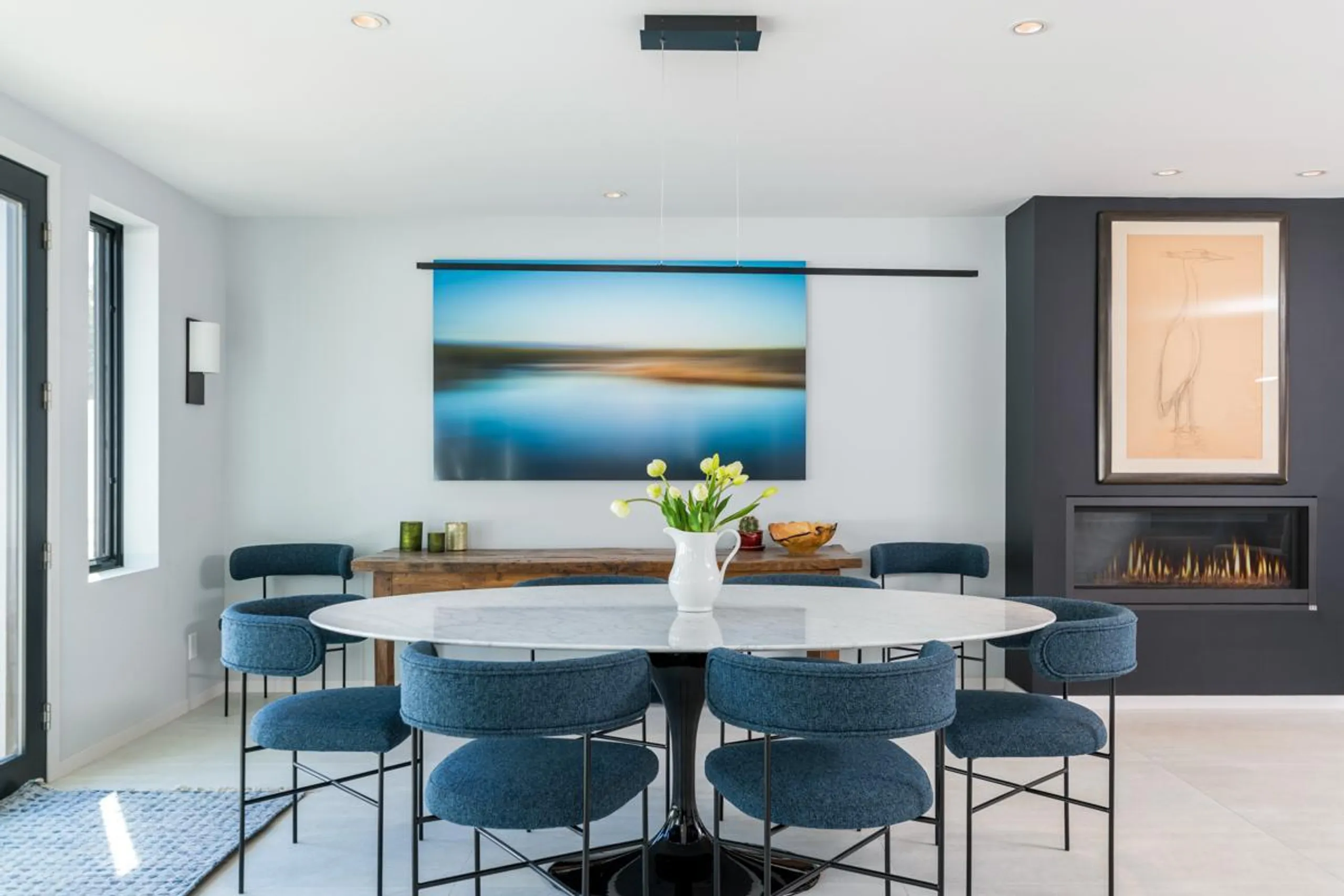 Grandiose Retreat with Majestic Mountain Views VILLAWAY® — photograph 11
