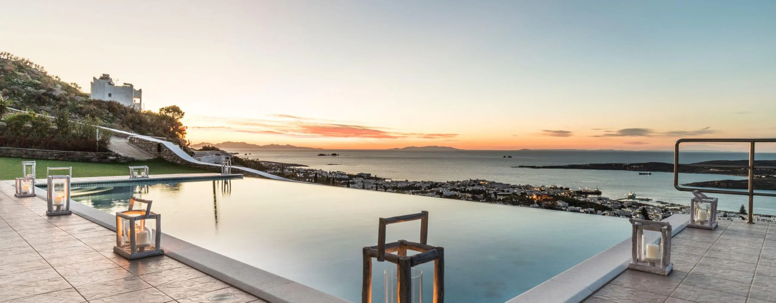 Monaco Luxury Villa with Private Pool & Amazing Views — photograph 8