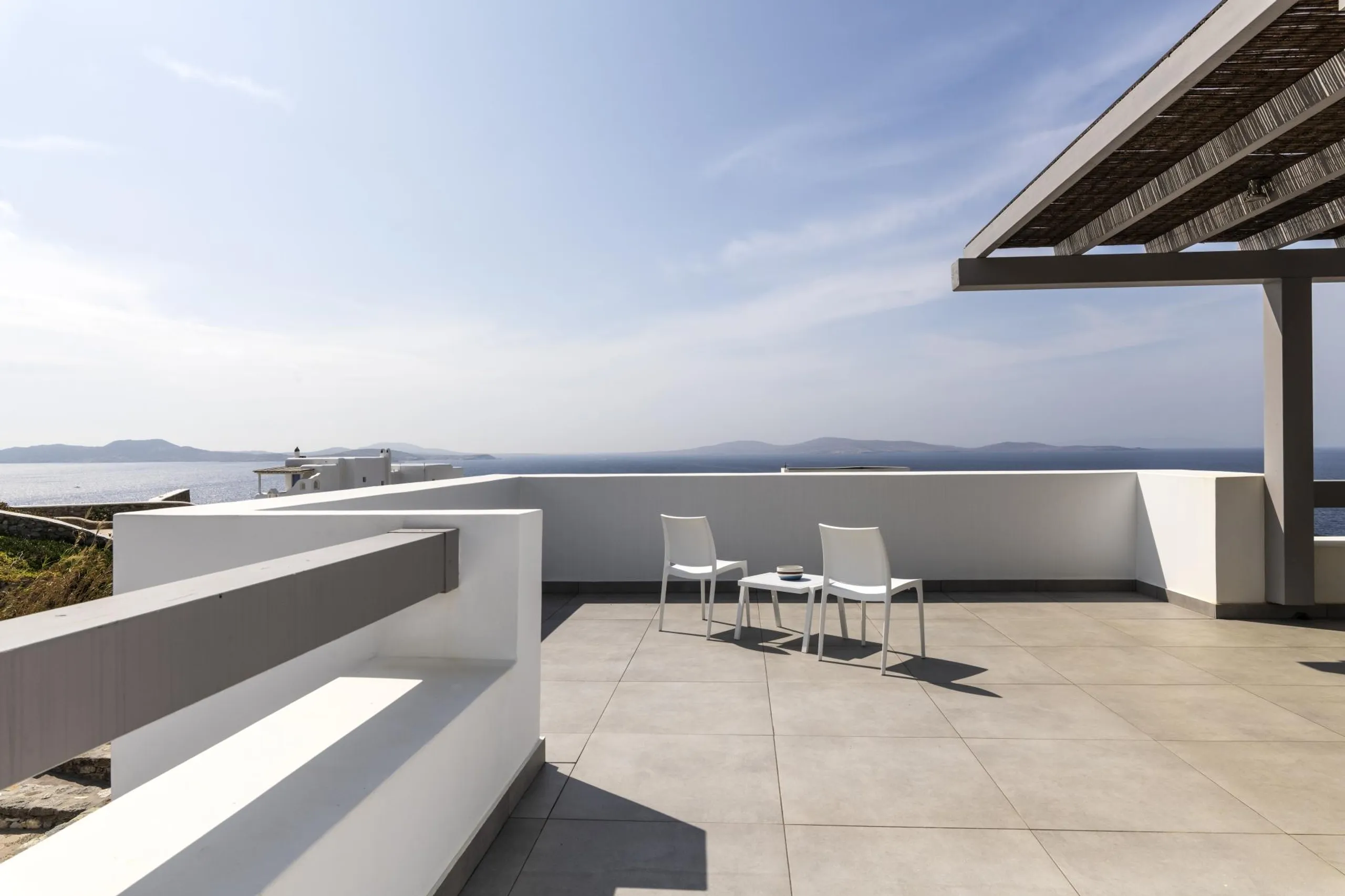 Grandiose Mykonos Estate with Private Pool and Ocean Views — photograph 5