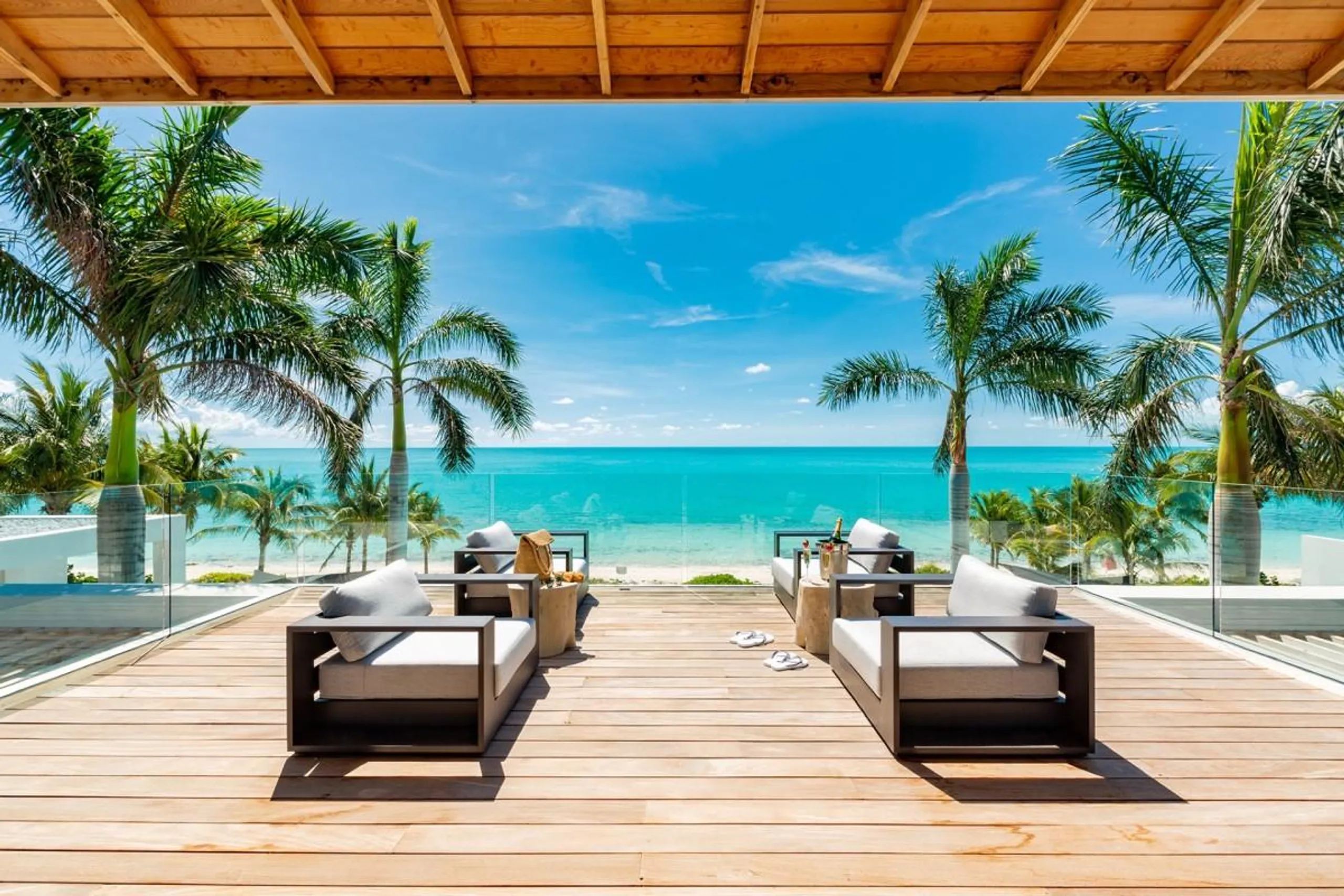 Private Contemporary Estate with Infinity Pool and Panoramic Ocean Views in Long Bay Beach