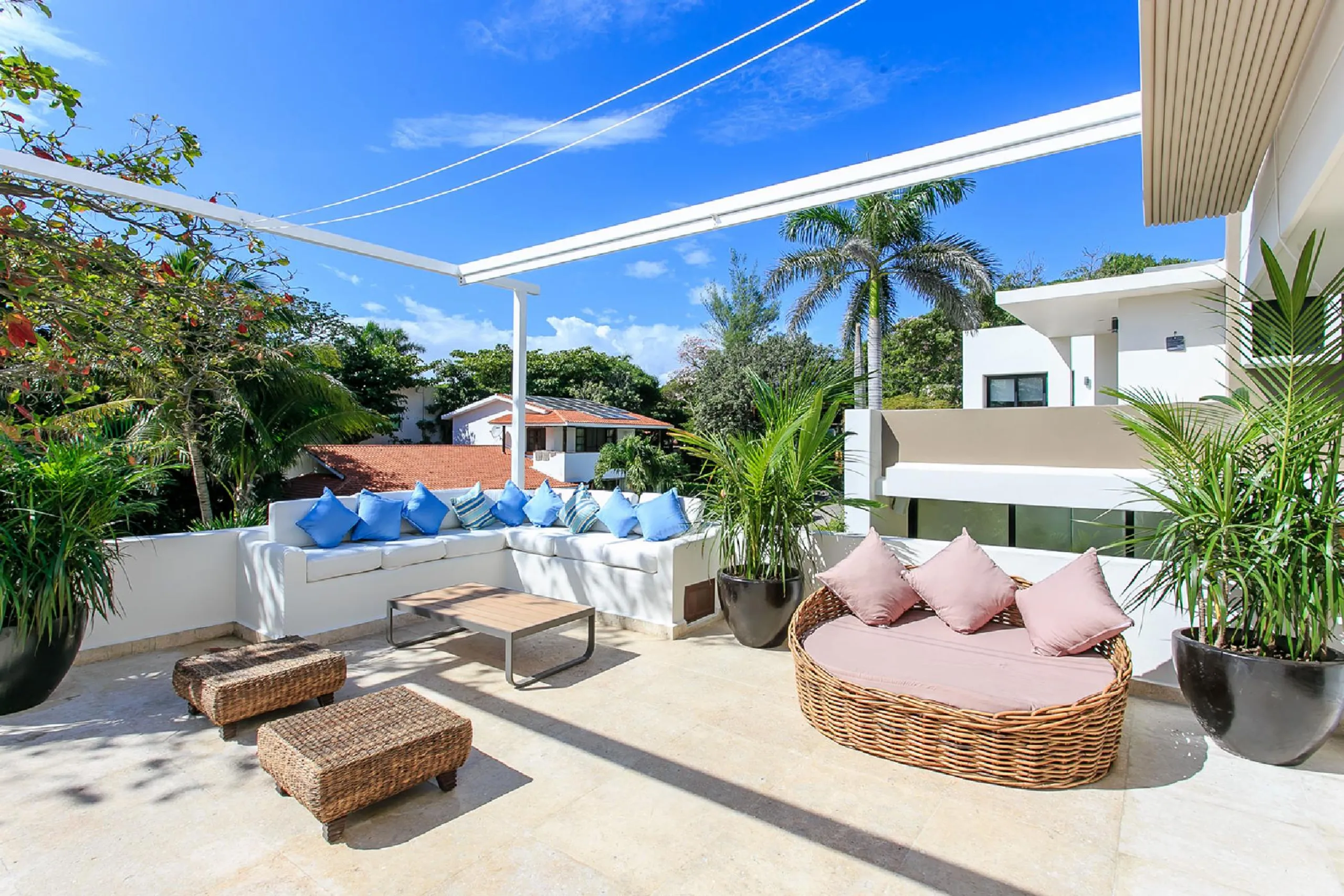Modern Playa del Carmen Villa  with Private Pool and Hot Tub with Ocean Views — photograph 7