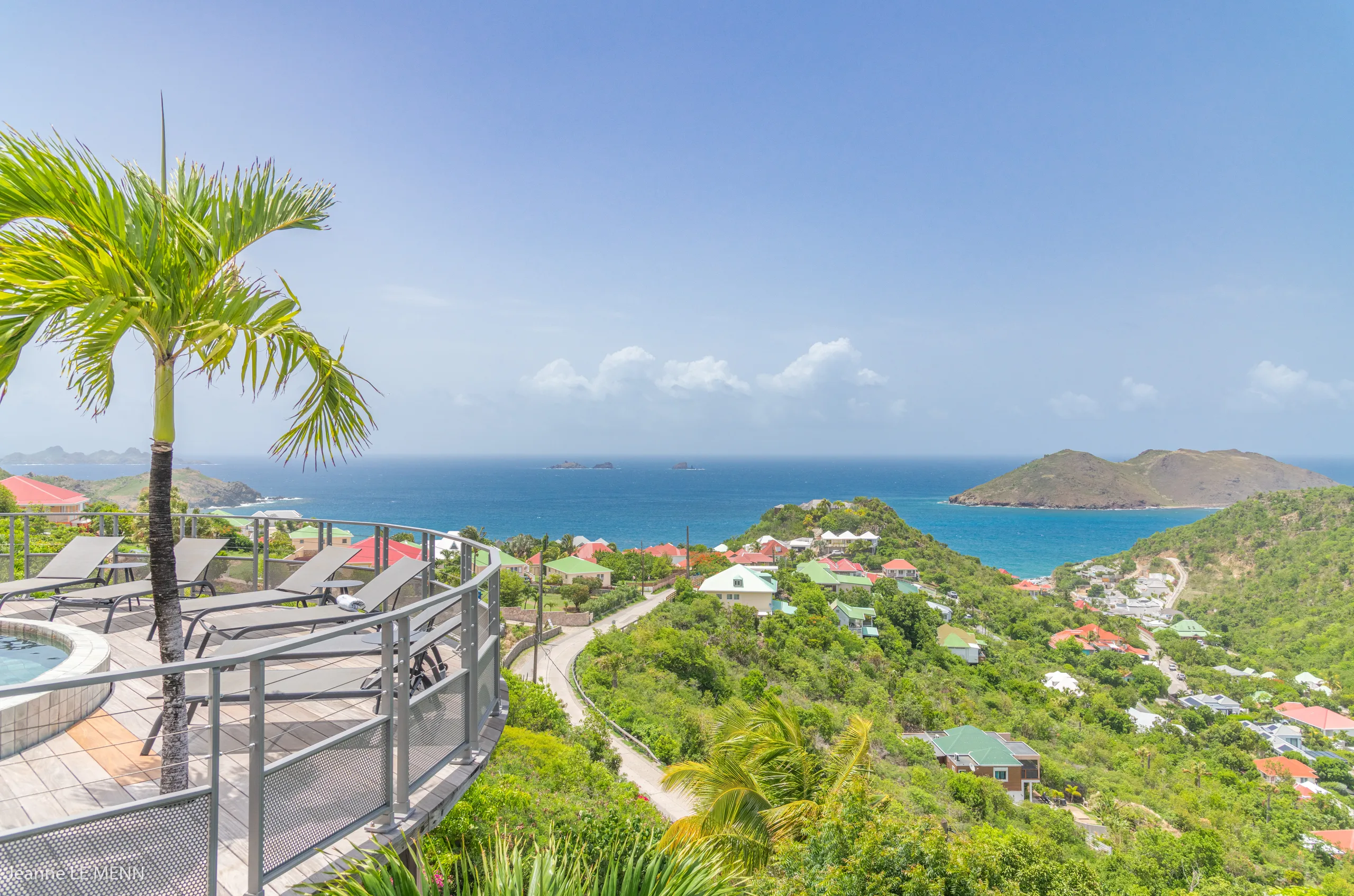 Elegant Flamands Villa with Infinity Heated Pool & Ocean Views — photograph 8