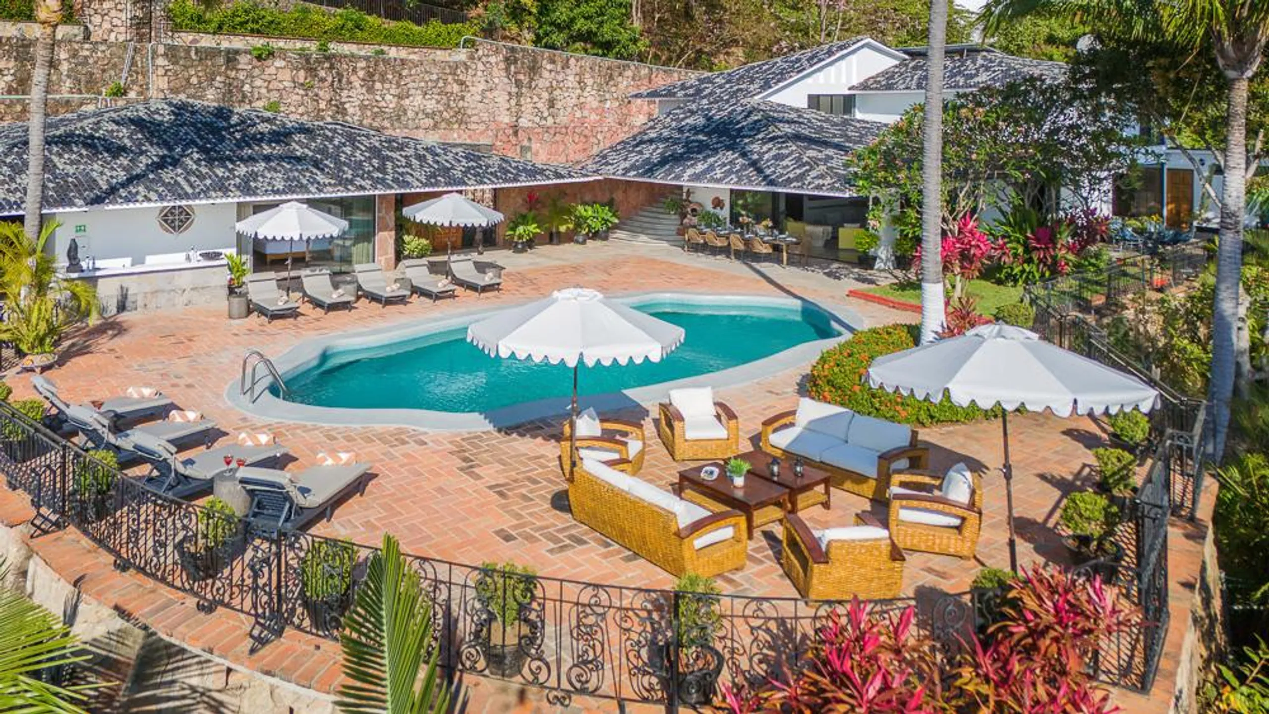 Mid-Century Modern Villa with Pool and Ocean Views, Puerto Vallarta