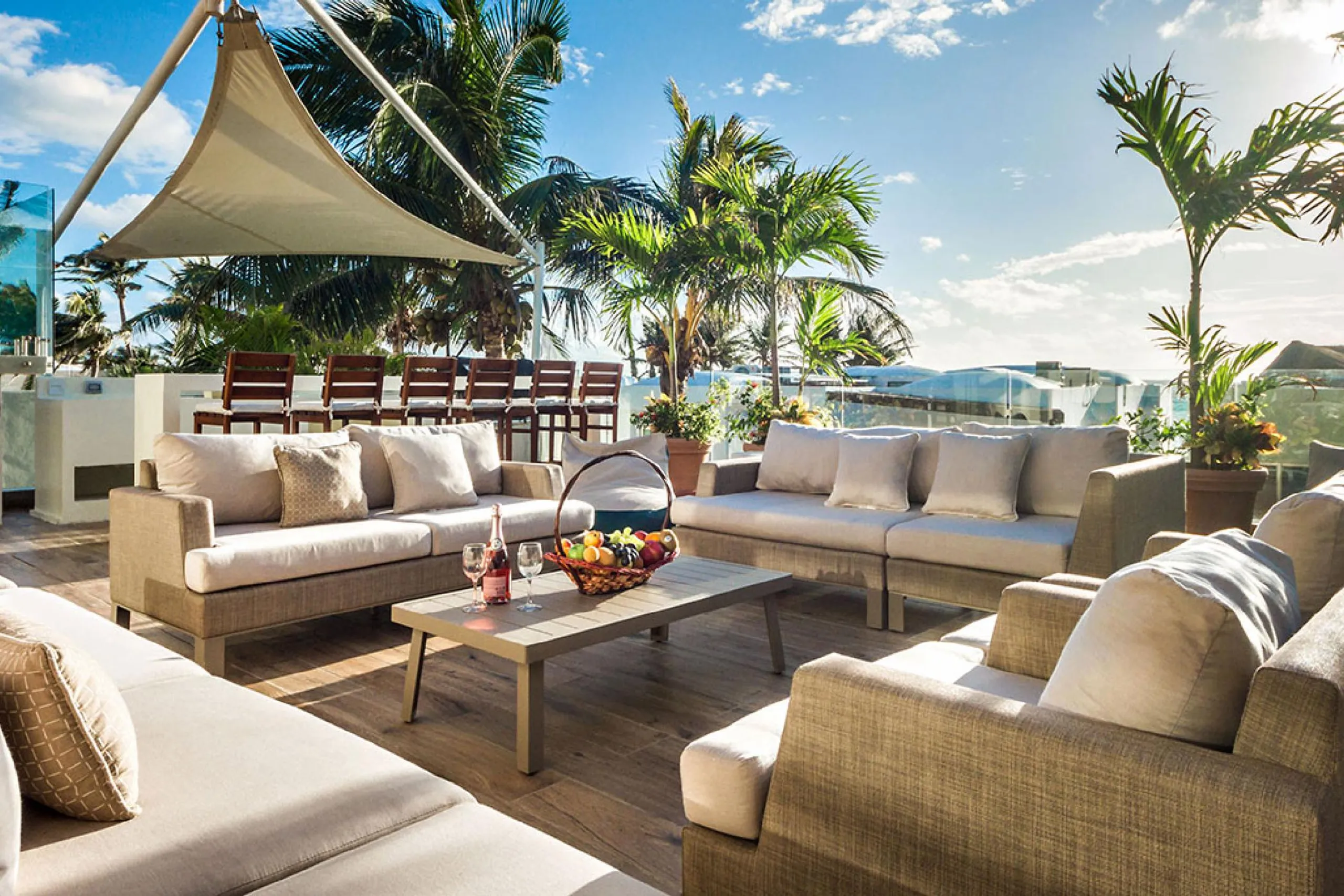 Luxury Playa del Carmen Villa with Infinity Pool and Ocean Views — photograph 11