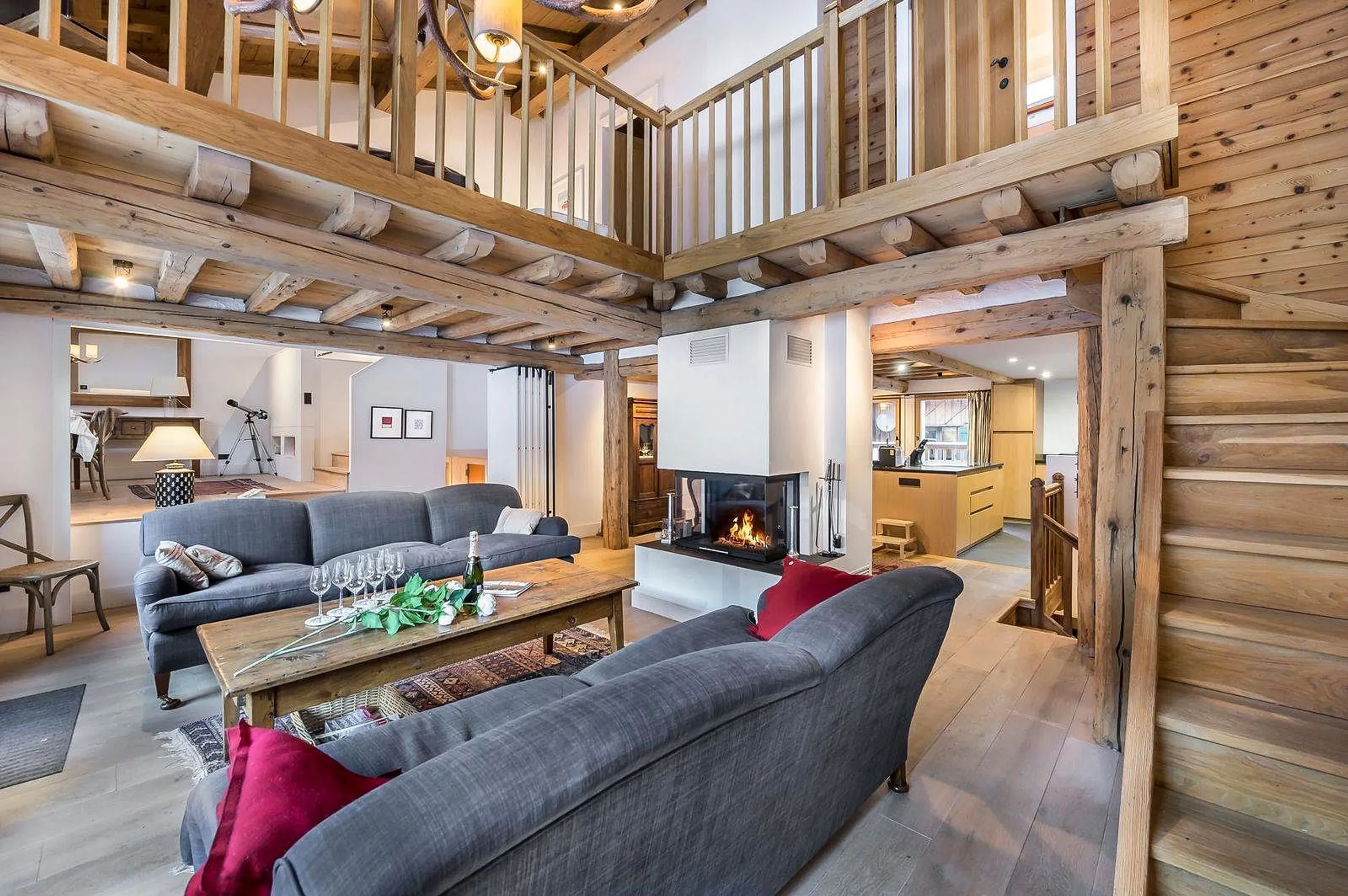 Serene Villa in Courchevel with Spacious Living Area and Cozy Bedrooms — photograph 5
