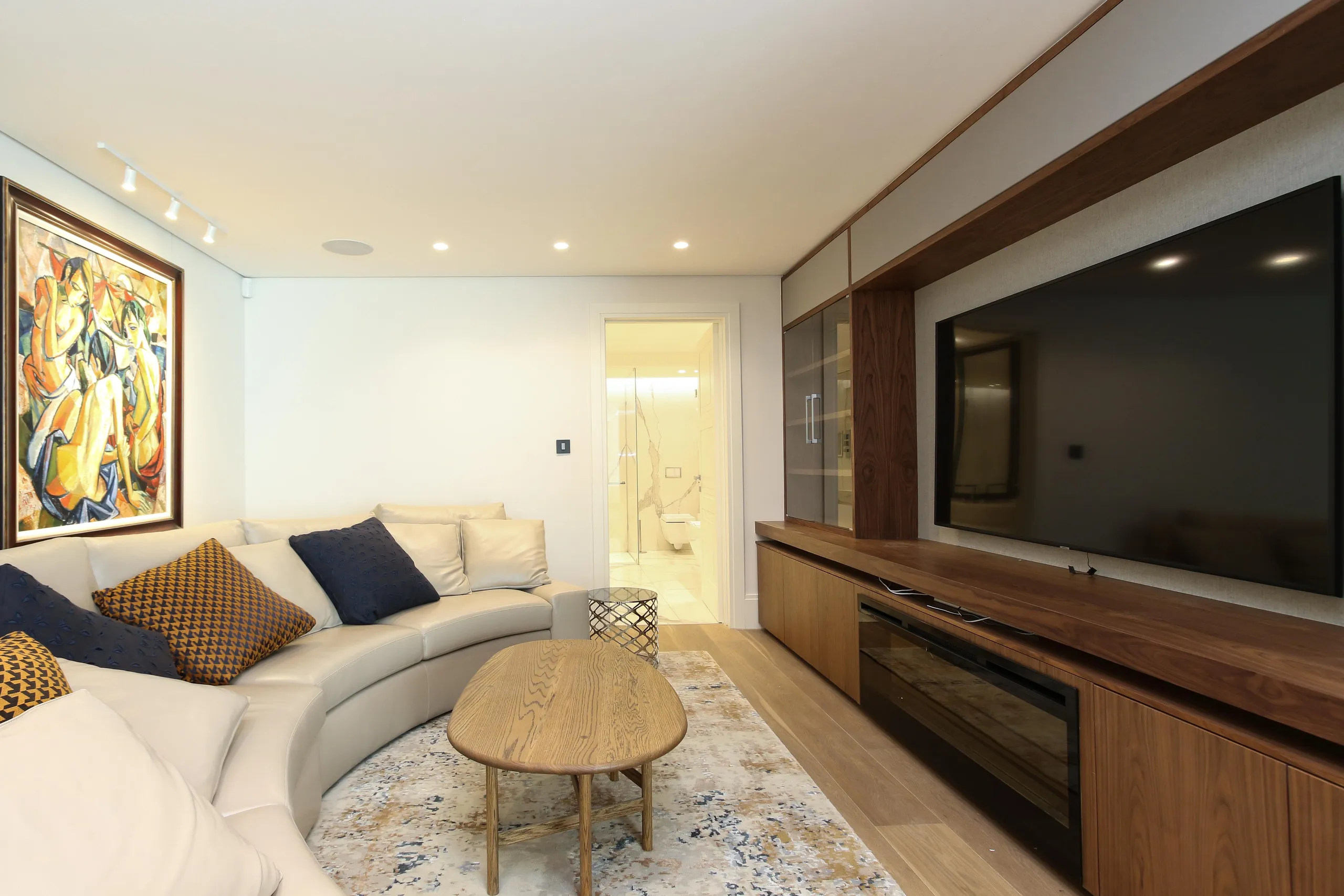 Tranquil Villa With Captivating Ambiance — photograph 8