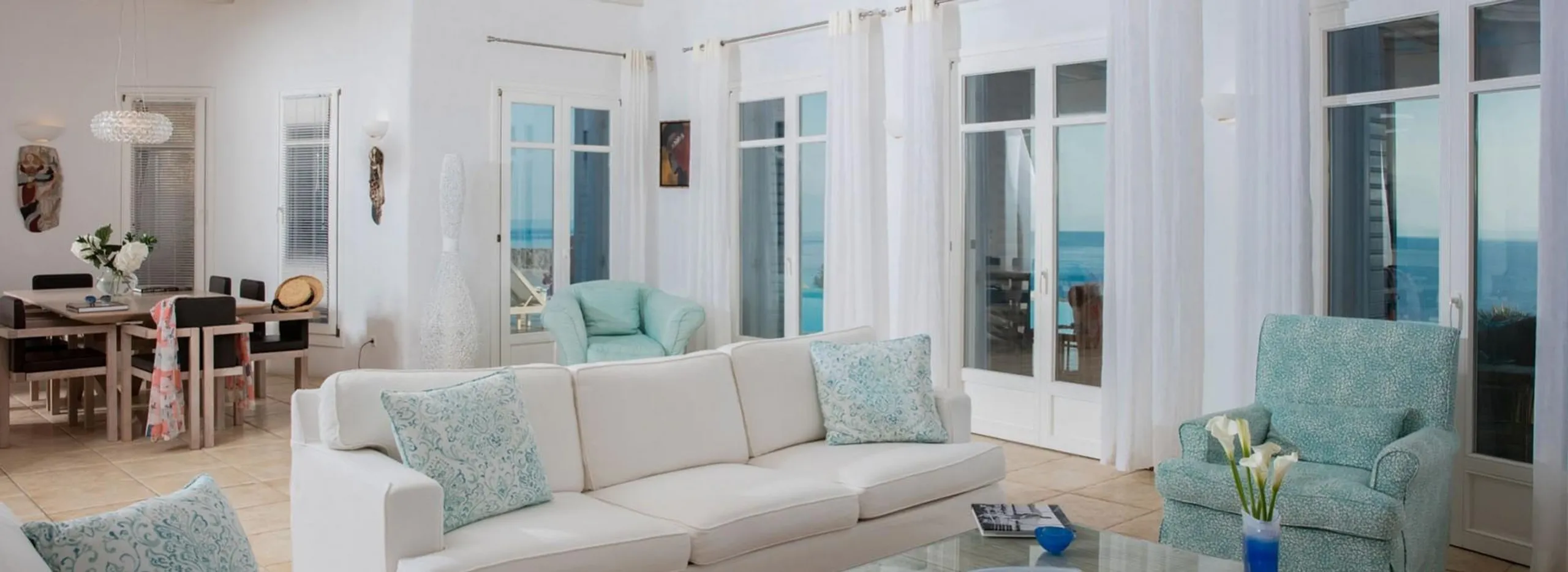 Sumptuous Mykonos Villa with Infinity Pool,  and Panoramic Aegean Views — photograph 7