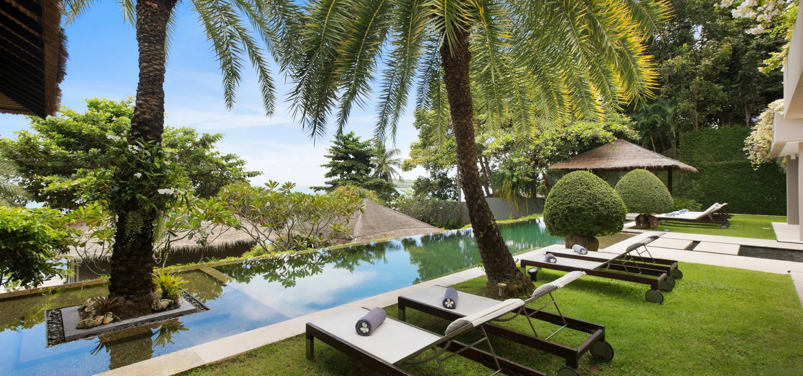 Prestigious 6BR Villa with 20-Meter Infinity Pool State-of-the-Art Amenities and Pristine Coastline — photograph 3