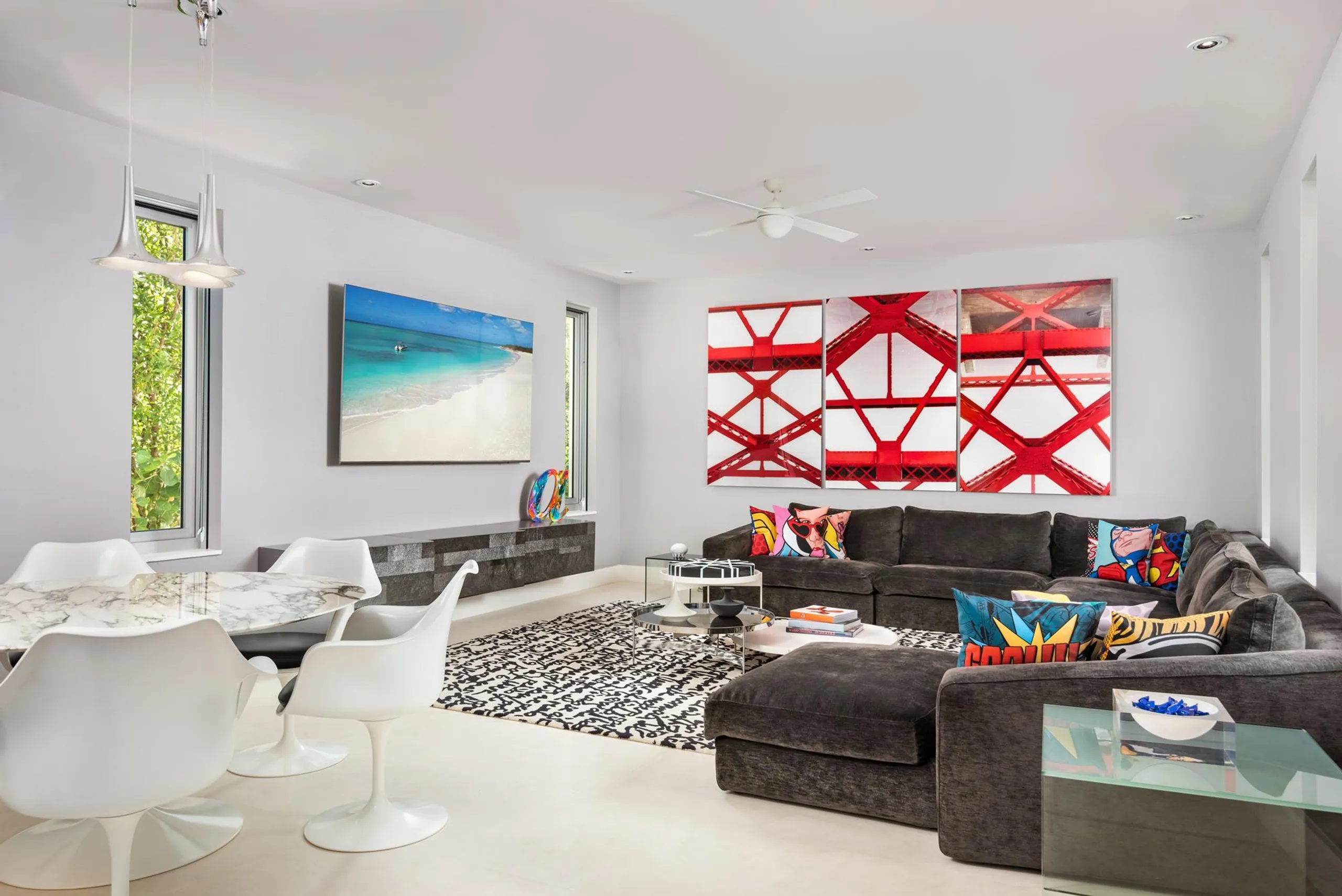 Modern Contemporary Villa with Negative Edge Black Volcanic Rock Pool — photograph 11