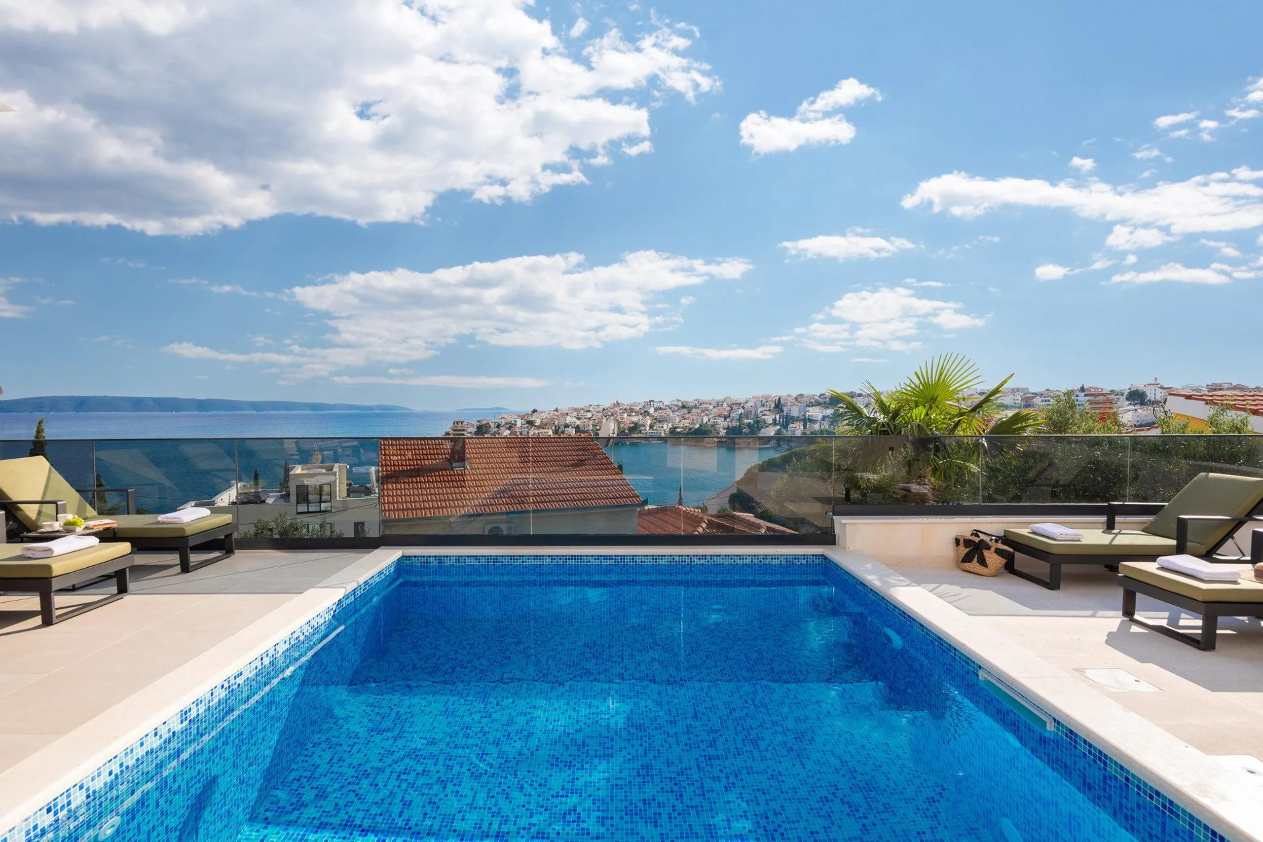 Posh Villa Oasis in Okrug Gornji with Pool Panoramic Views and Family-Friendly Amenities in Okrug Gornji