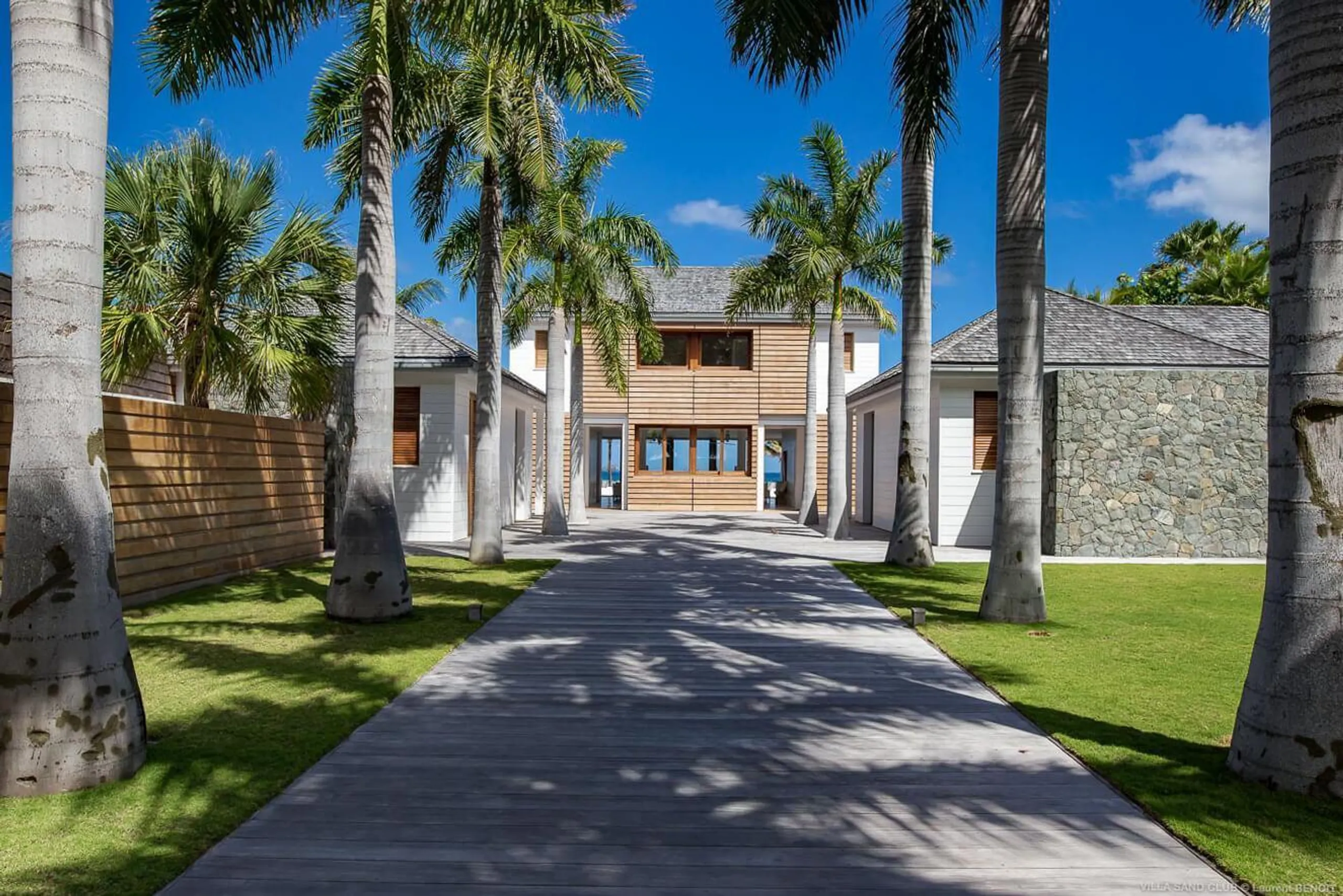 Finest Beachfront Villa A Modern Colonial Oasis on Flamands Beach, St. Barths — photograph 5